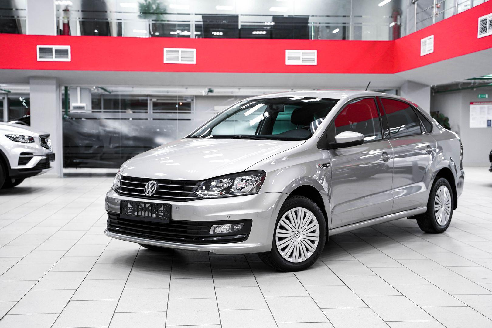 Volkswagen Polo 2018, серебряный, ДЦ Орехово