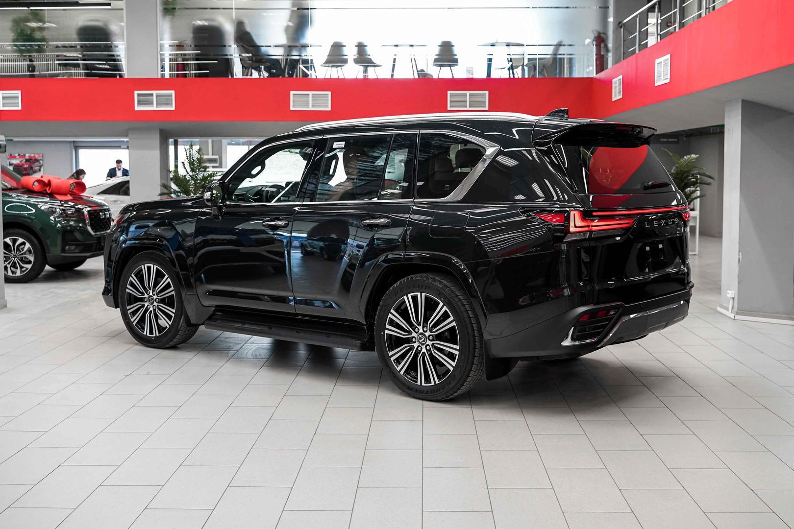 Lexus LX 2026, черный, ДЦ Орехово