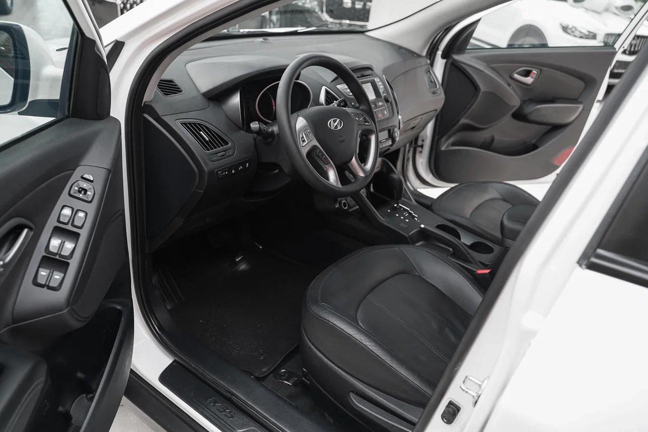 Hyundai ix35 2015, белый, ДЦ Орехово