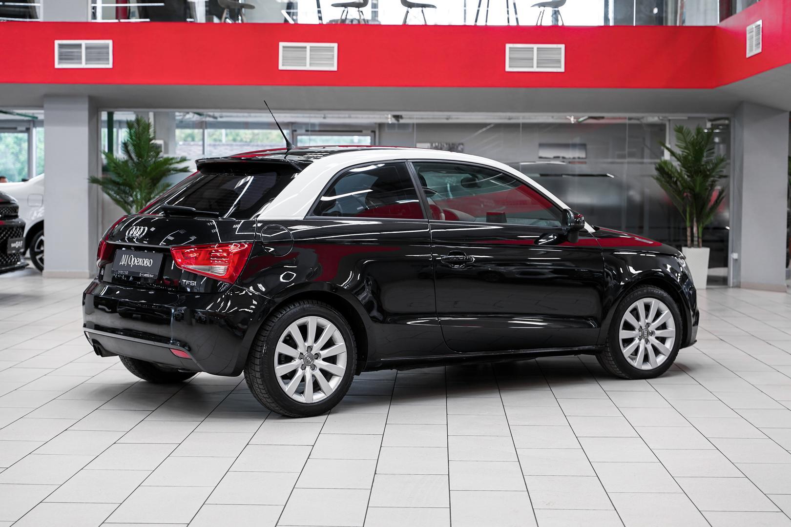 Audi A1 2012, черный, ДЦ Орехово
