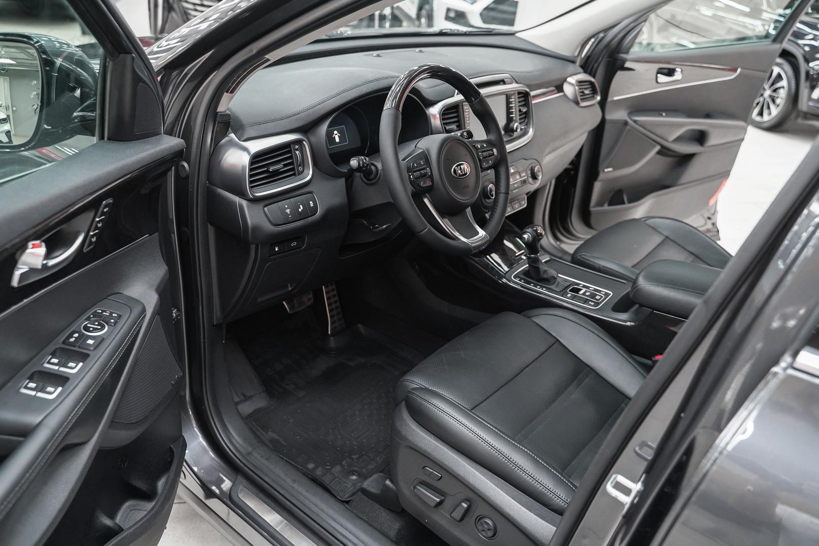 Kia Sorento 2017, серый, ДЦ Орехово
