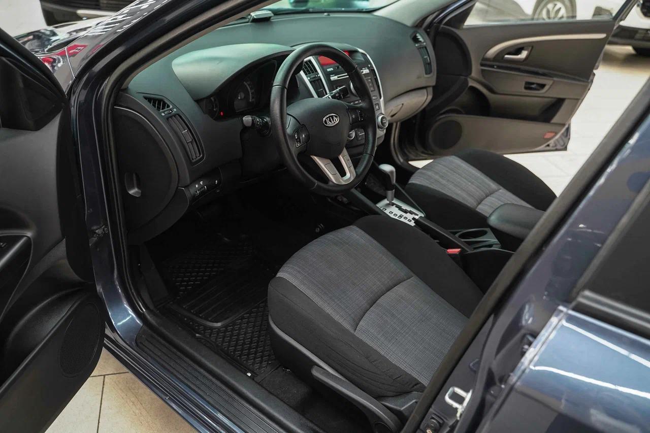Kia Ceed 2010, синий, ДЦ Орехово