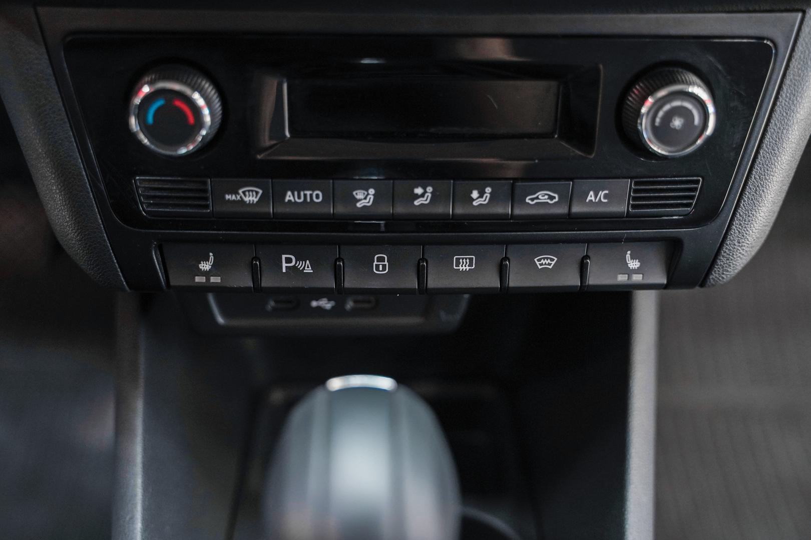 Volkswagen Polo 2020, синий, ДЦ Орехово