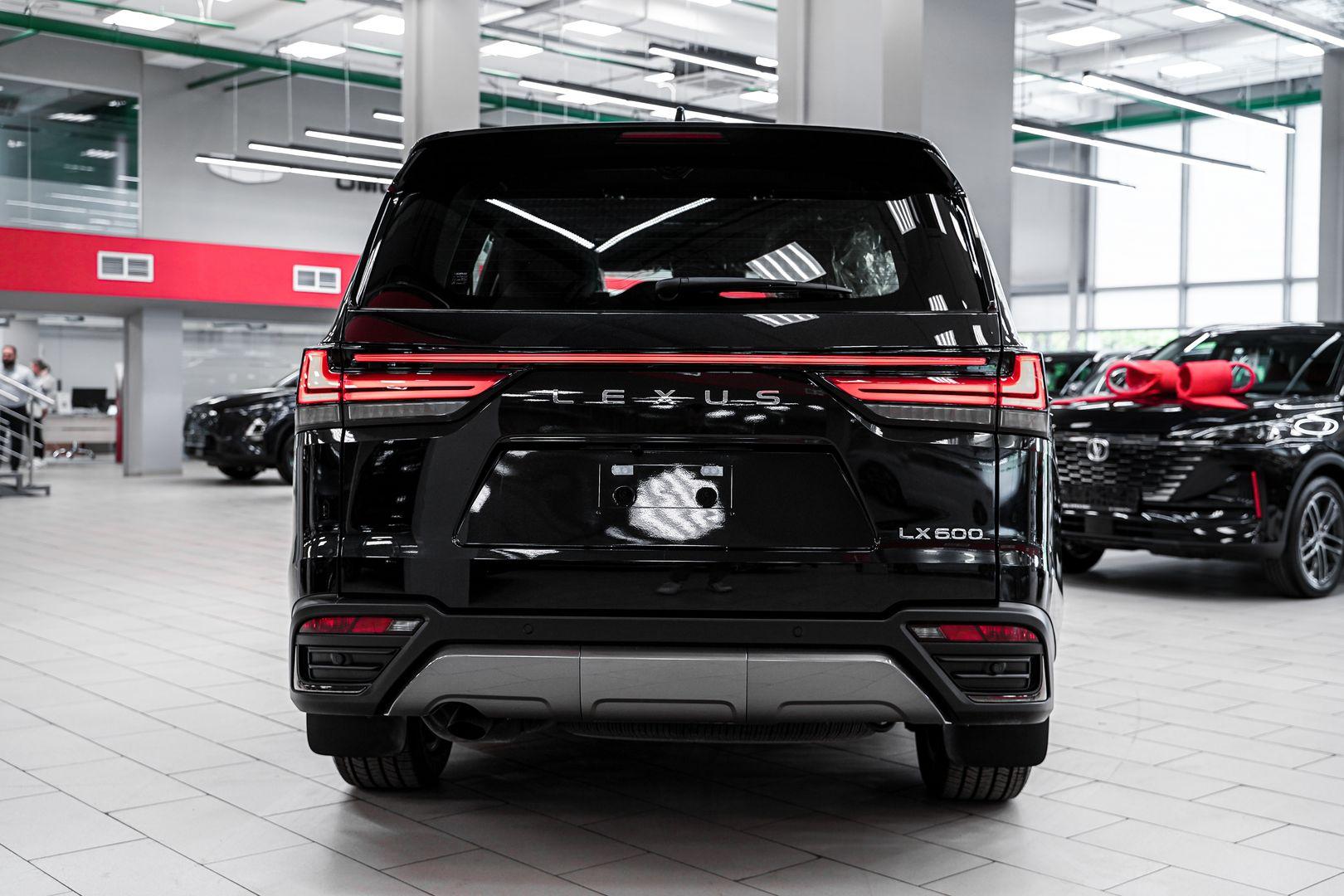 Lexus LX 2025, черный, ДЦ Орехово