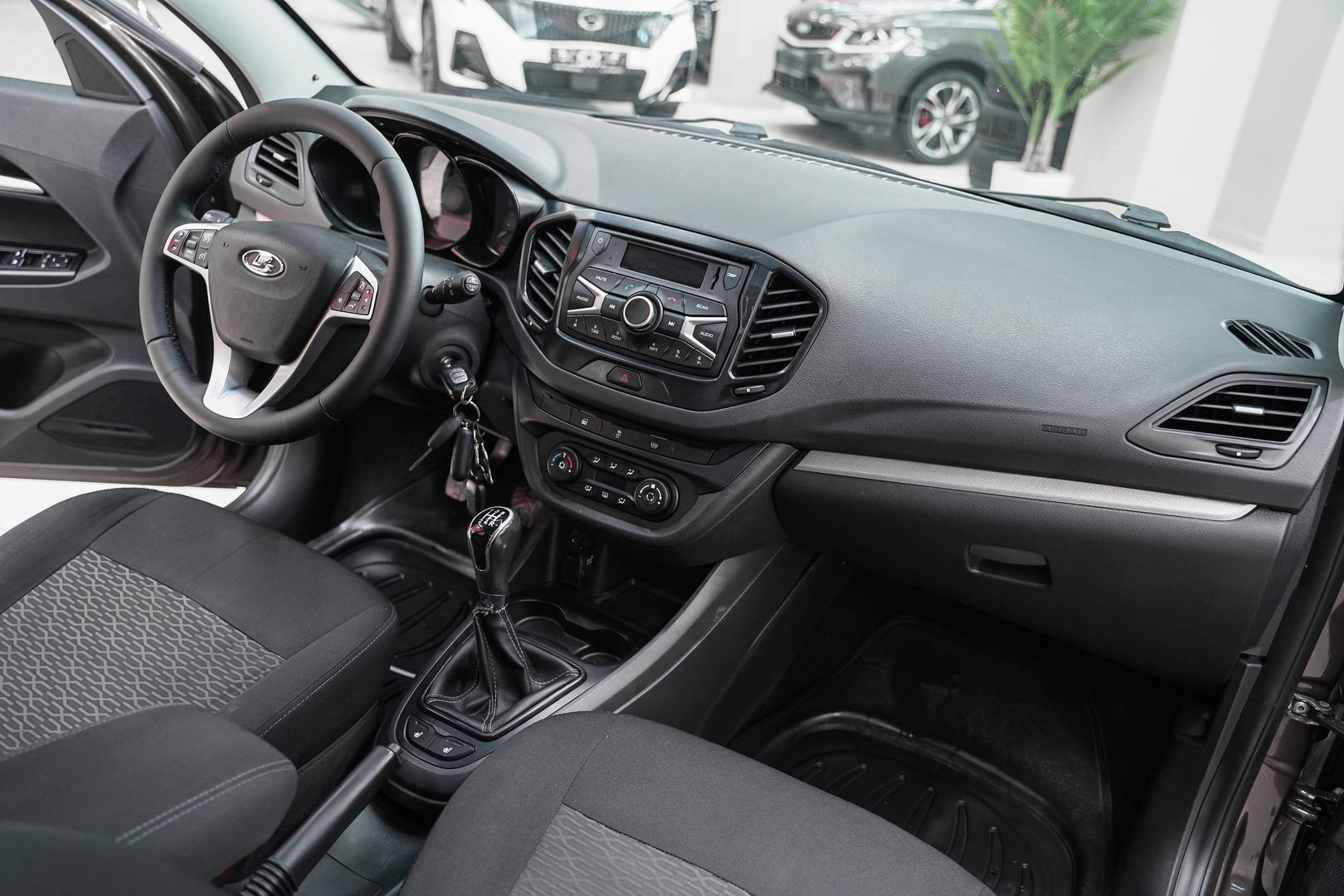 LADA (ВАЗ) Vesta 2018, коричневый, ДЦ Орехово