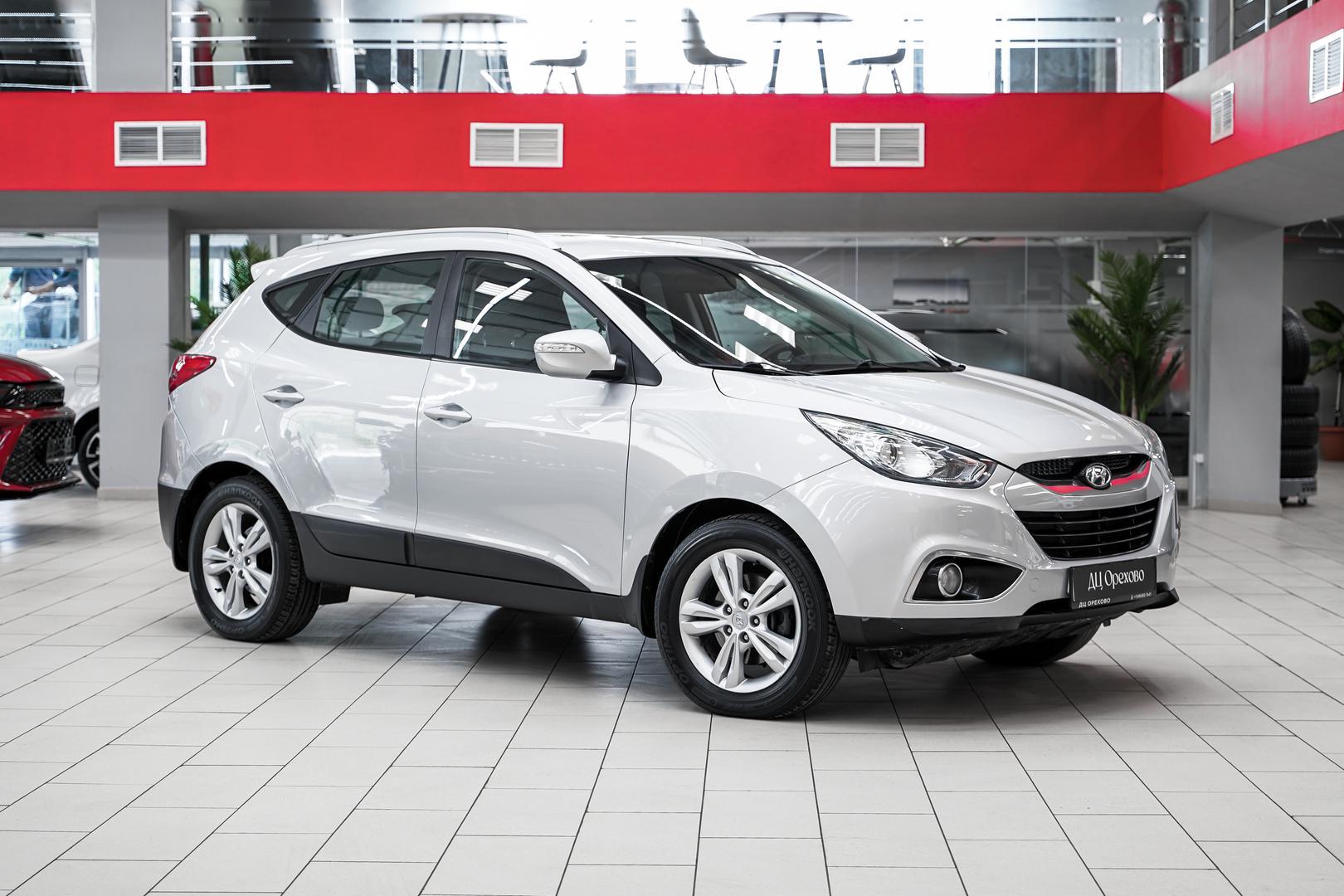 Hyundai ix35 2012, серебряный, ДЦ Орехово