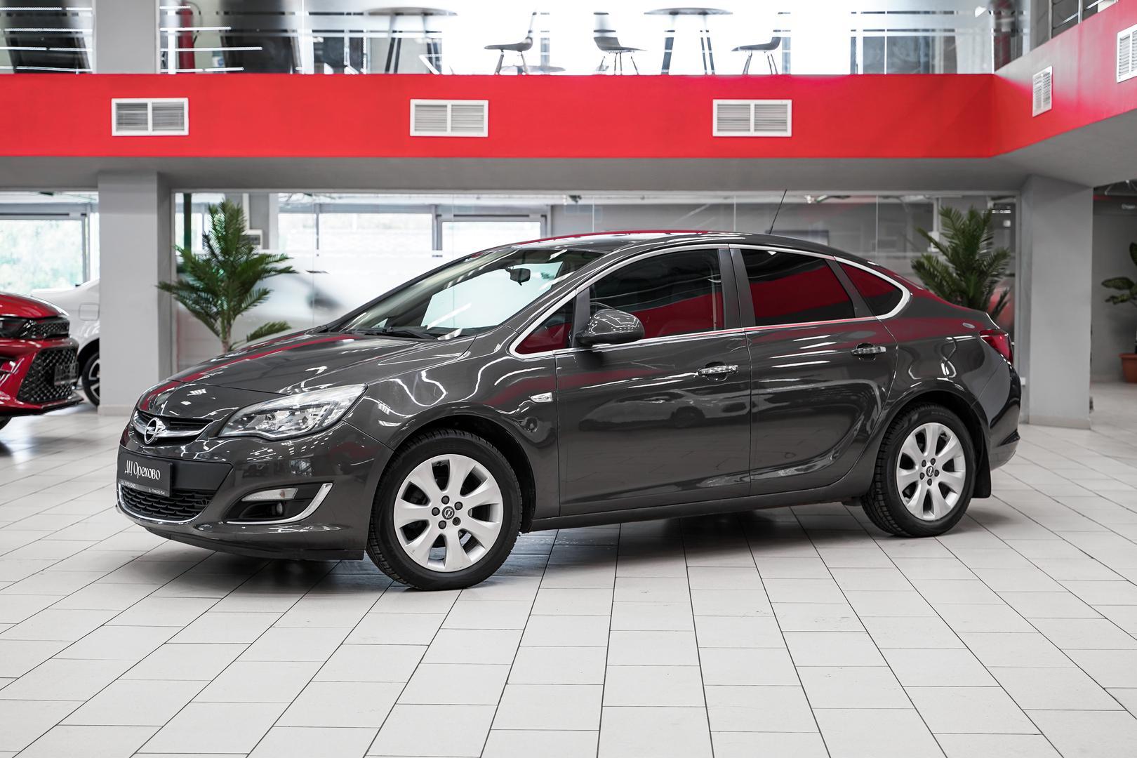 Opel Astra 2012, серый, ДЦ Орехово