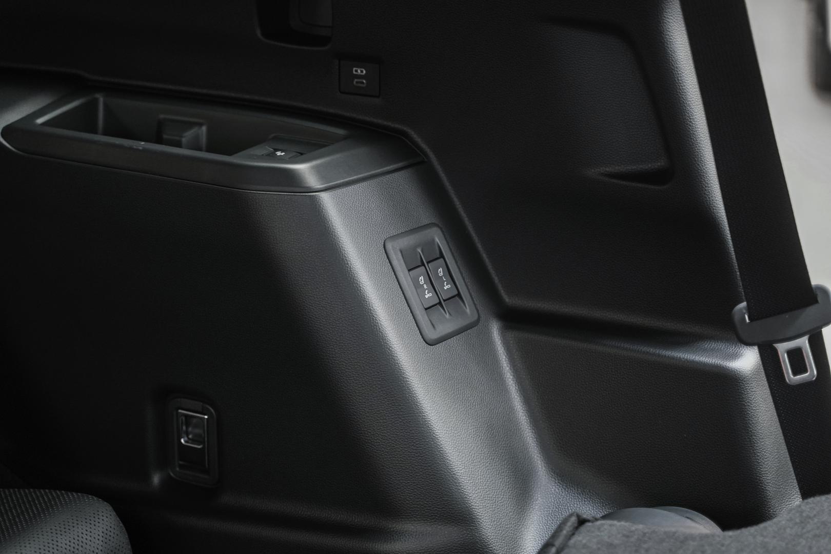 Toyota Land Cruiser Prado 2025, белый, ДЦ Орехово