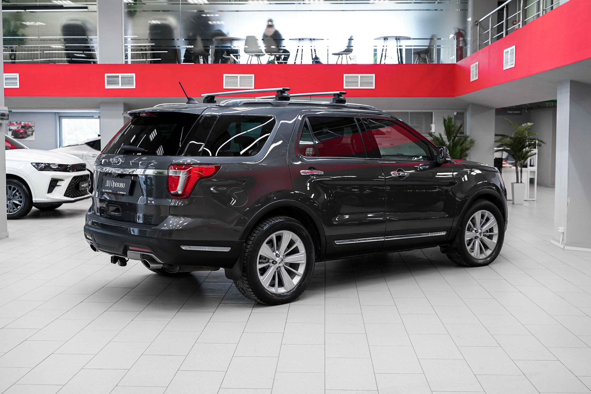 Ford Explorer 2018, серый, ДЦ Орехово