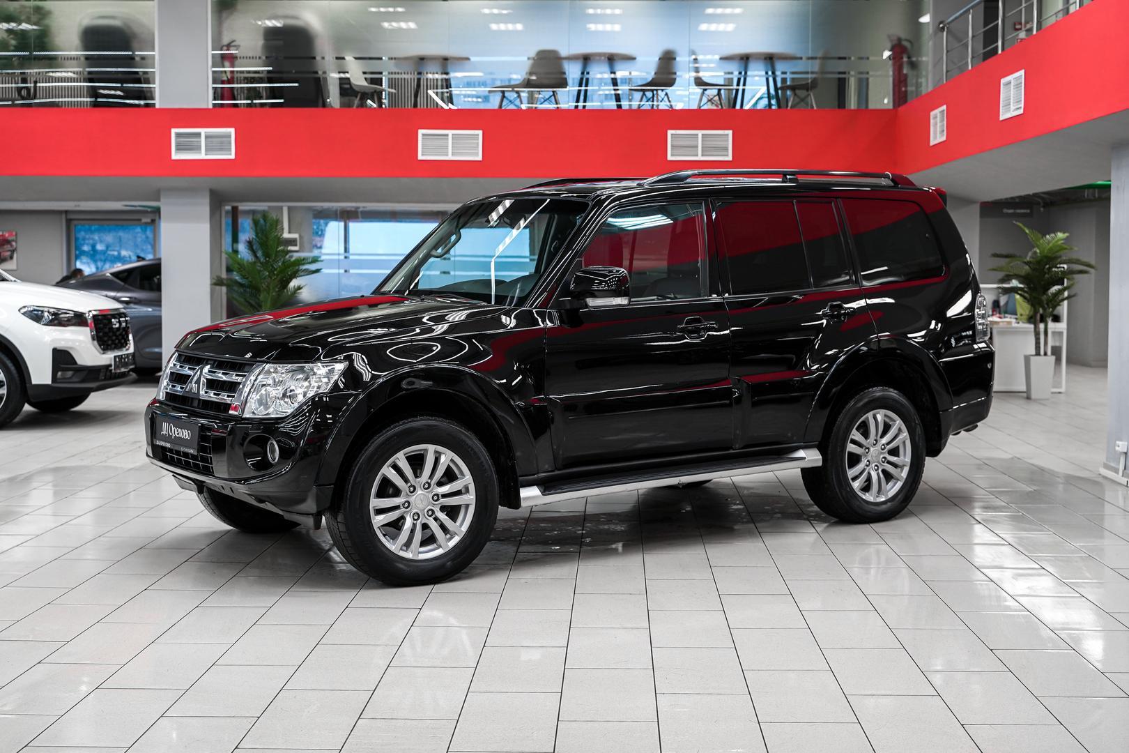 Mitsubishi Pajero 2011, черный, ДЦ Орехово