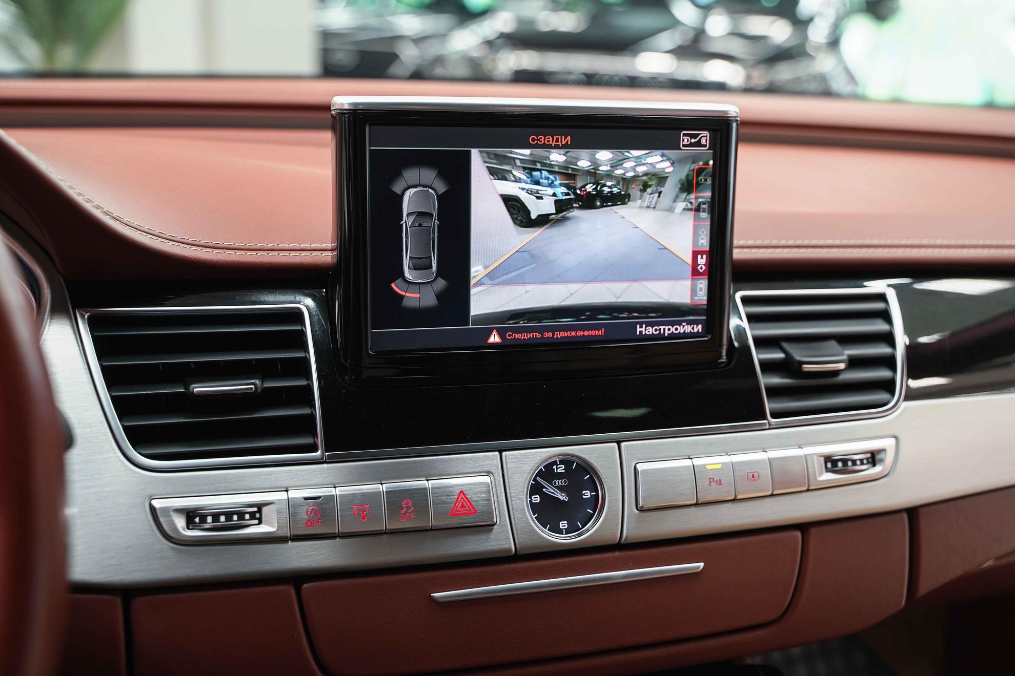 Audi A8 2012, черный, ДЦ Орехово