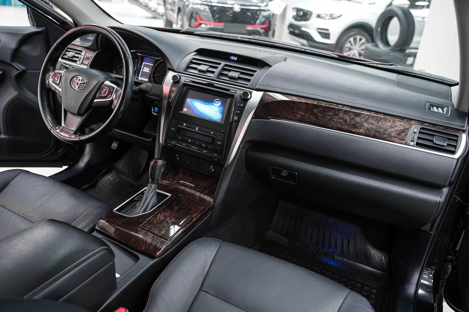 Toyota Camry 2017, черный, ДЦ Орехово
