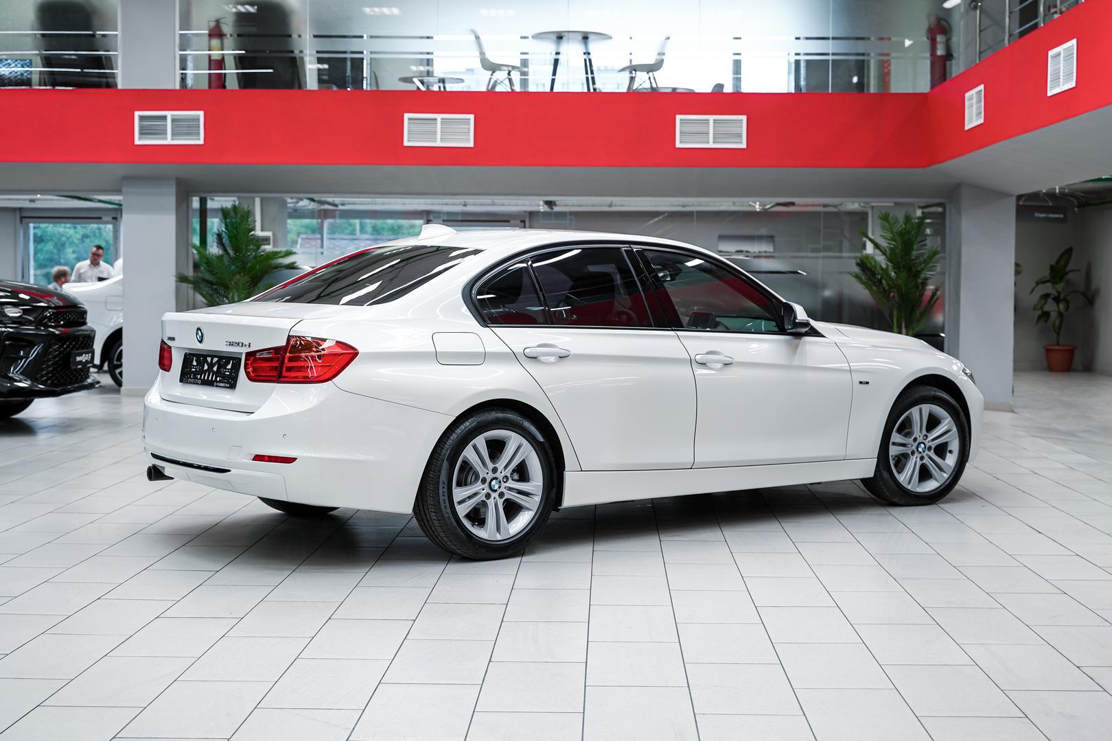 BMW 3 серии 2014, белый, ДЦ Орехово