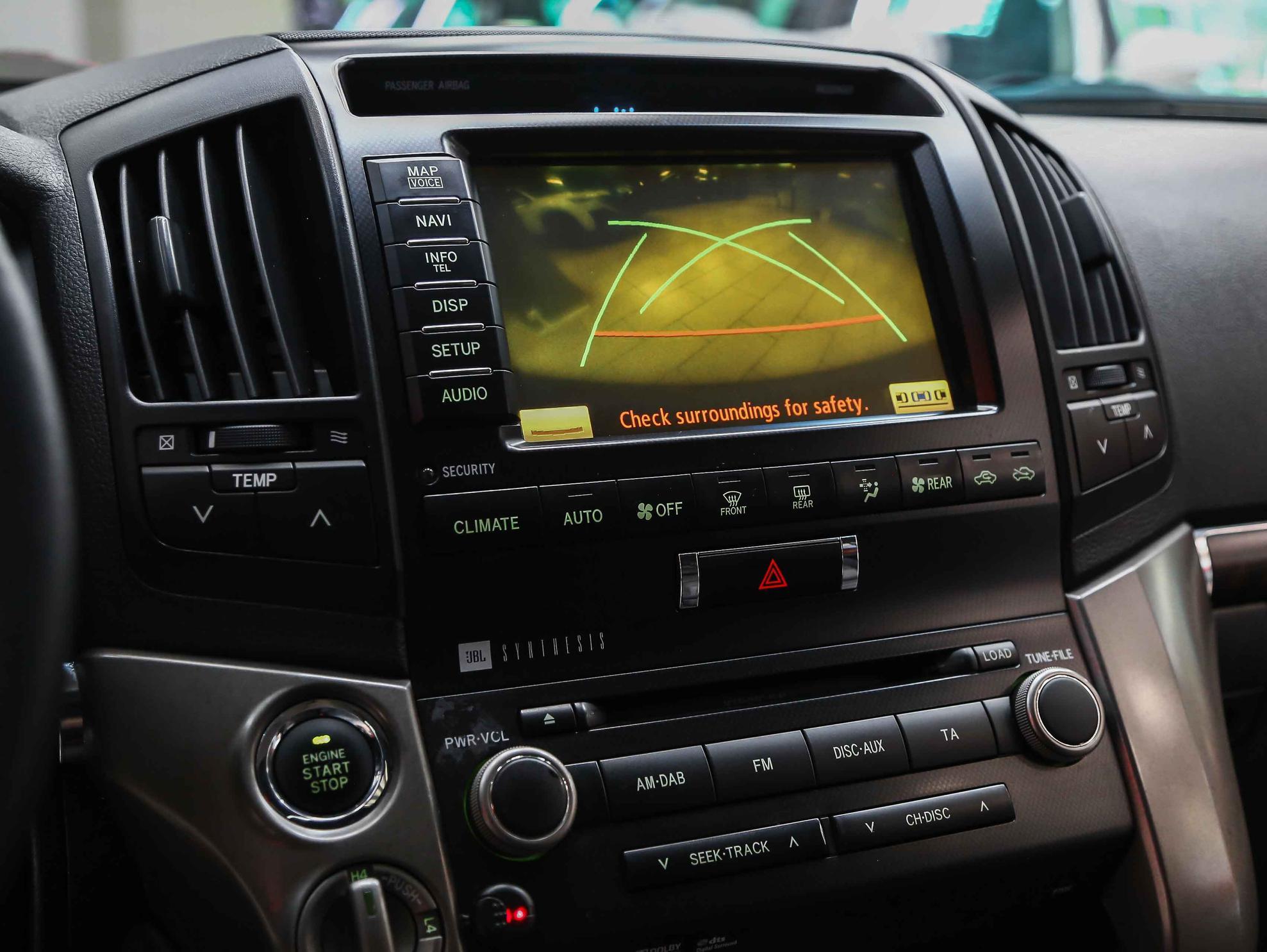 Toyota Land Cruiser 2010, черный, ДЦ Орехово