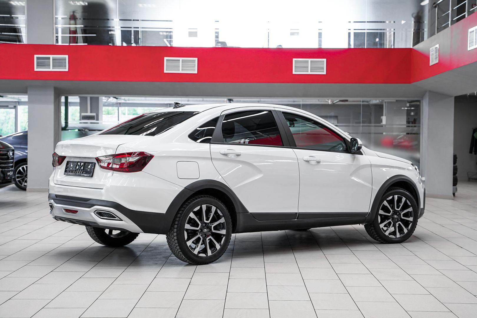 LADA (ВАЗ) Vesta 2023, белый, ДЦ Орехово