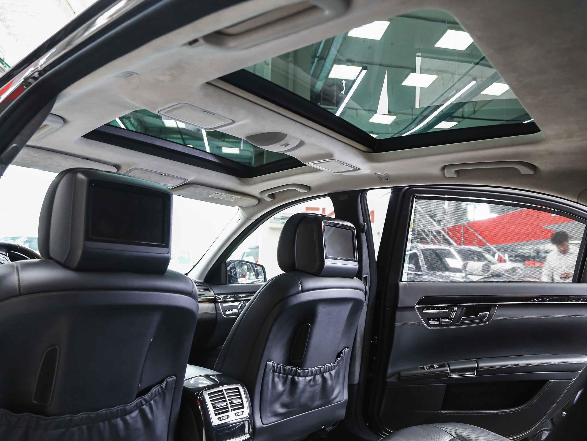 Mercedes-Benz S-Класс 2011, черный, ДЦ Орехово