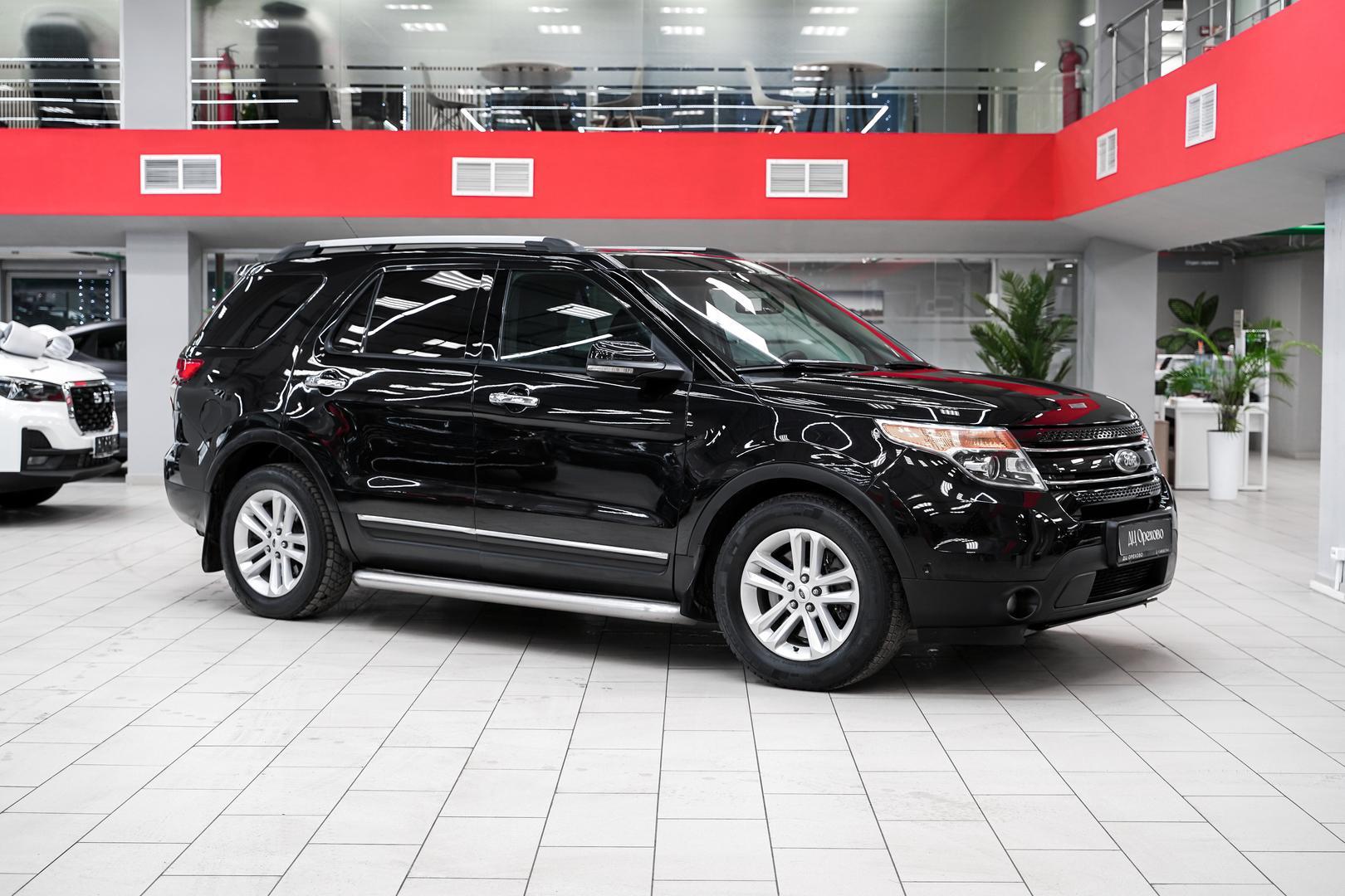 Ford Explorer 2013, черный, ДЦ Орехово