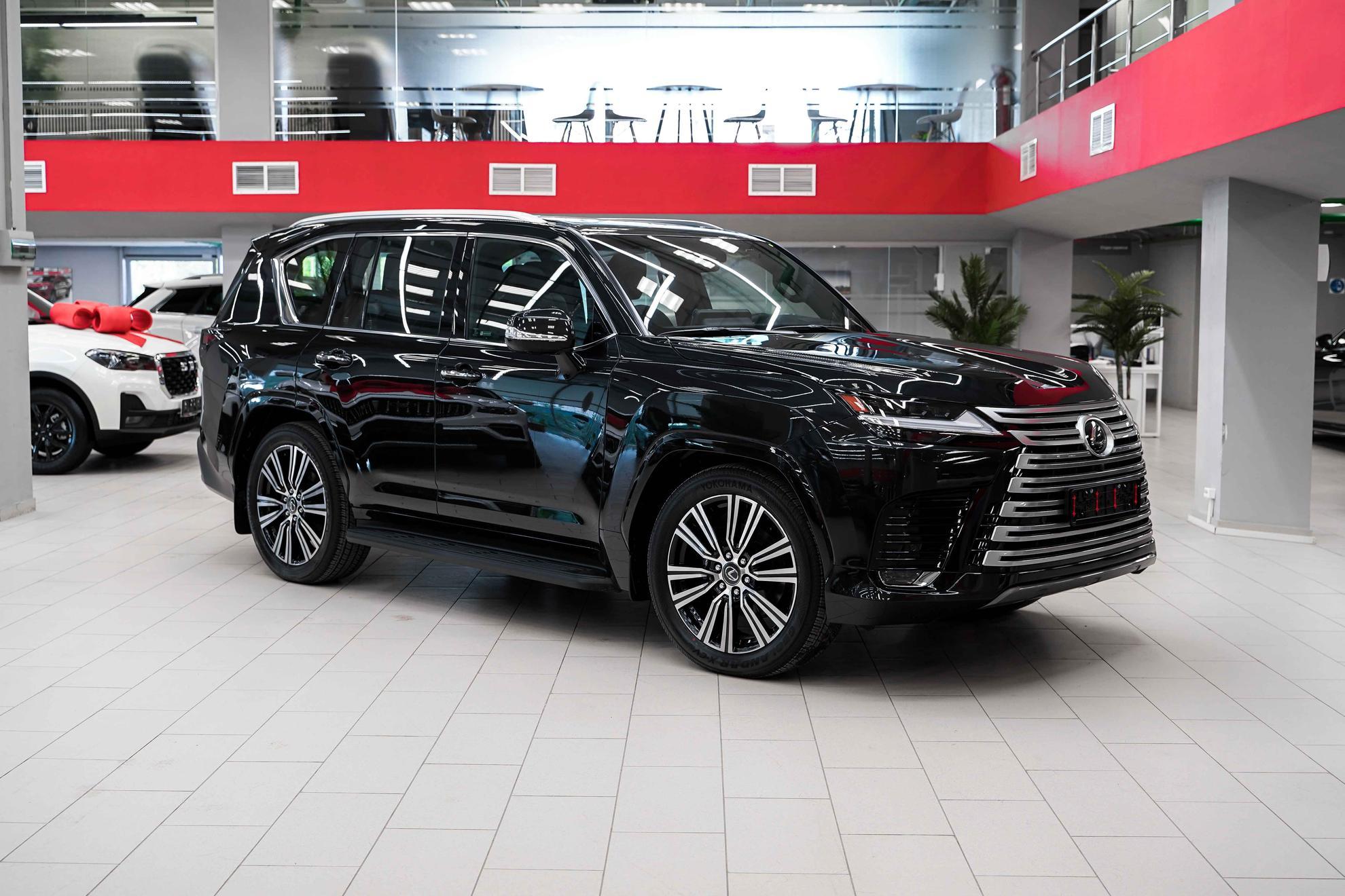 Lexus LX 2026, черный, ДЦ Орехово