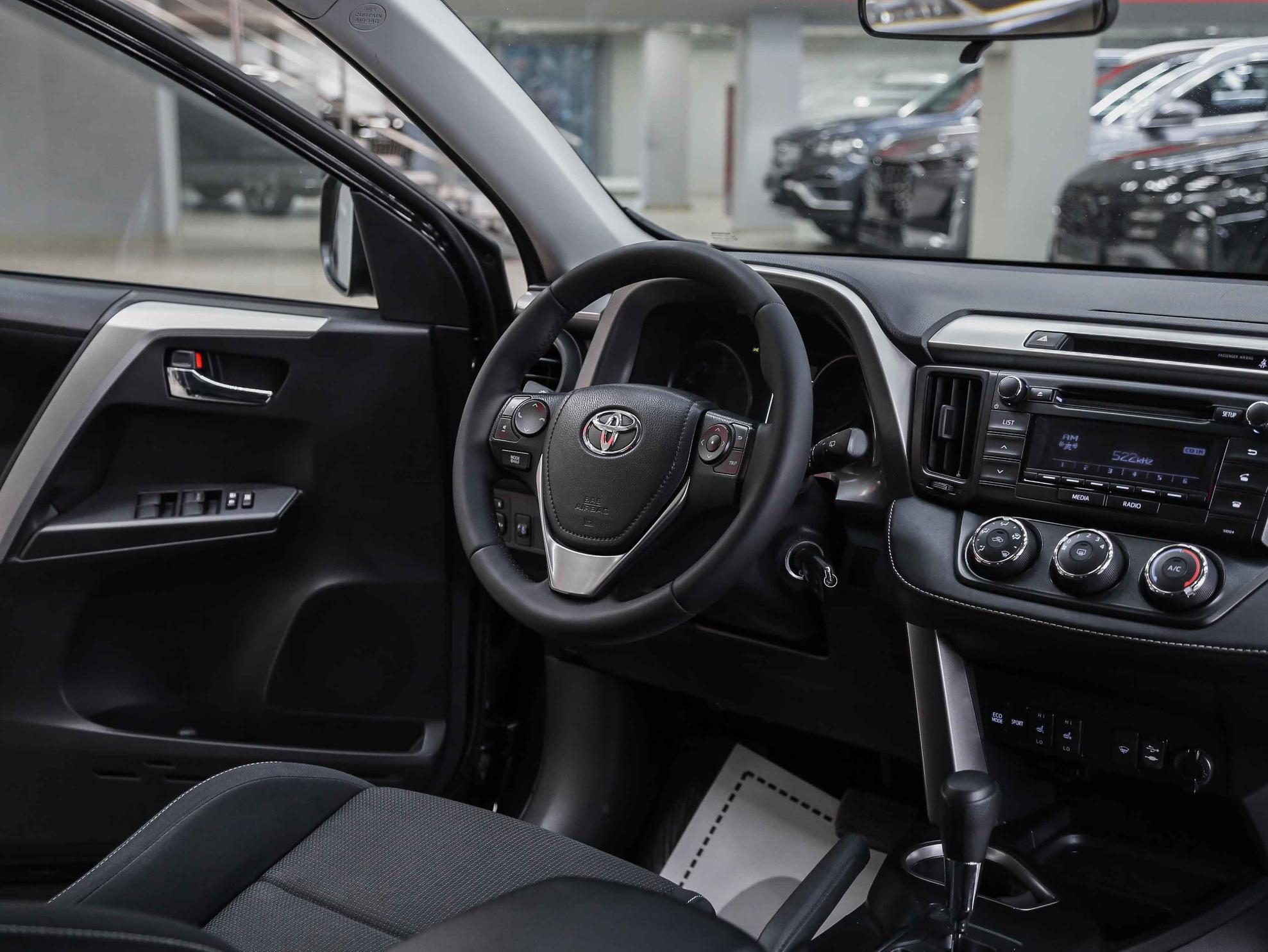 Toyota RAV4 2017, черный, ДЦ Орехово