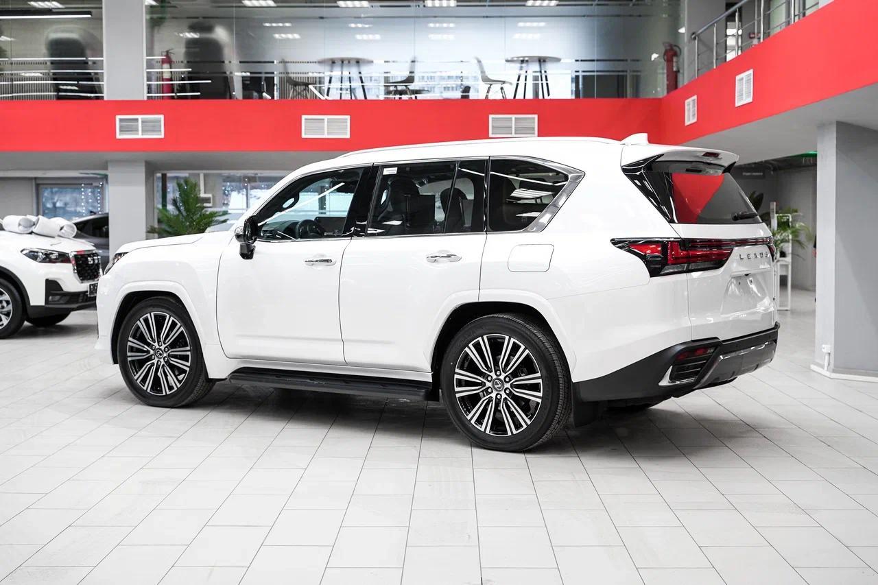 Lexus LX 2025, белый, ДЦ Орехово