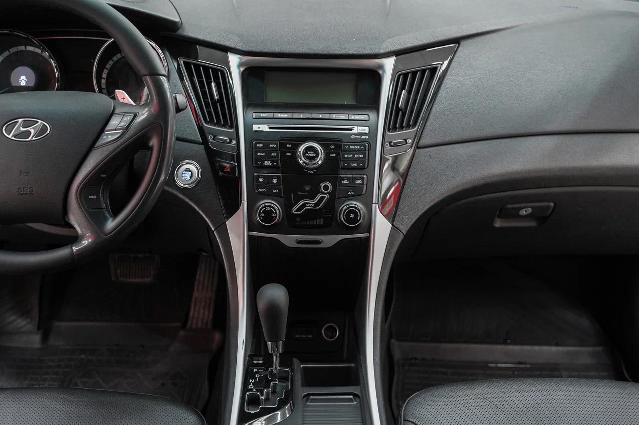 Hyundai Sonata 2010, серебряный, ДЦ Орехово