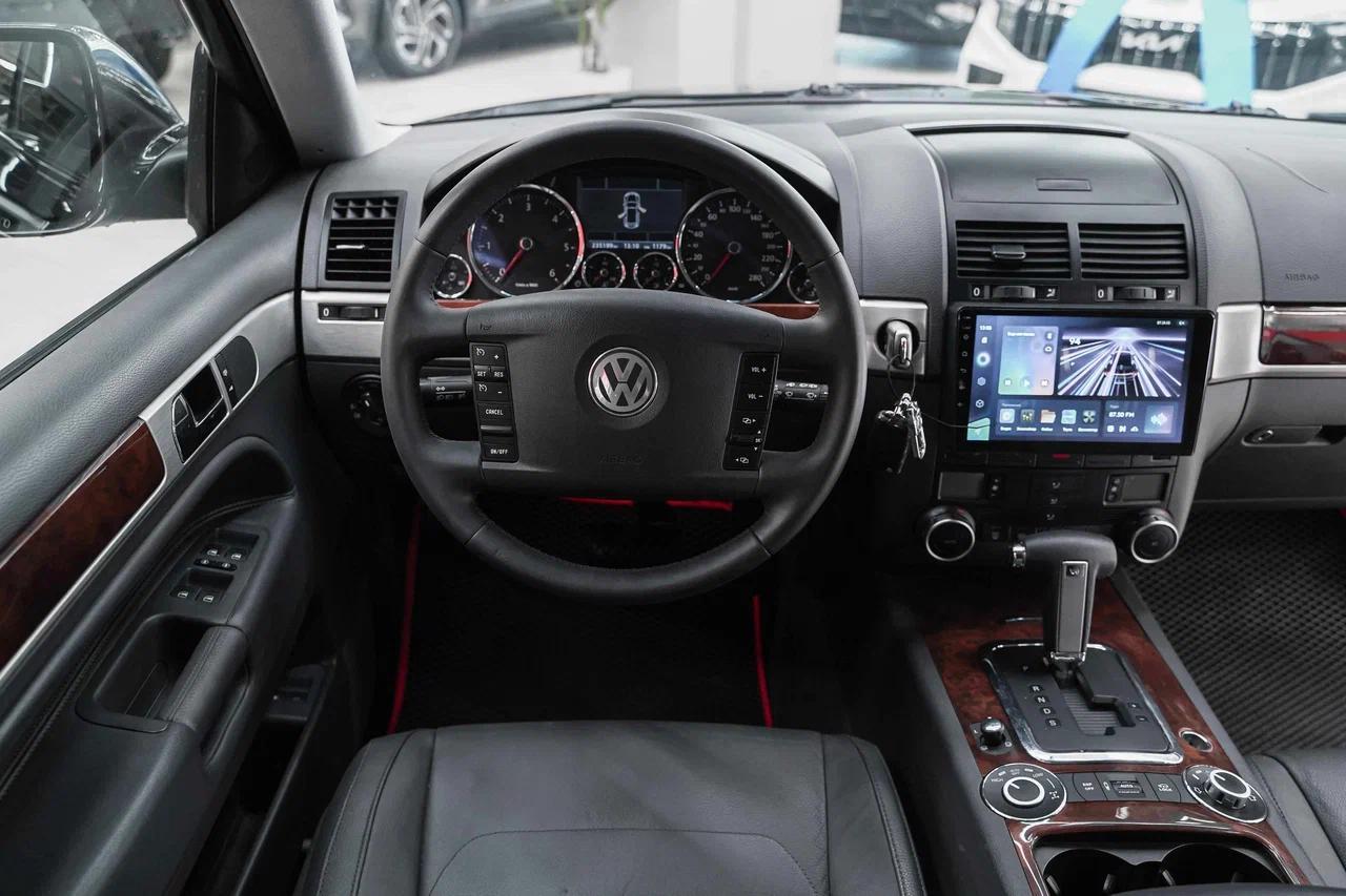Volkswagen Touareg 2008, черный, ДЦ Орехово