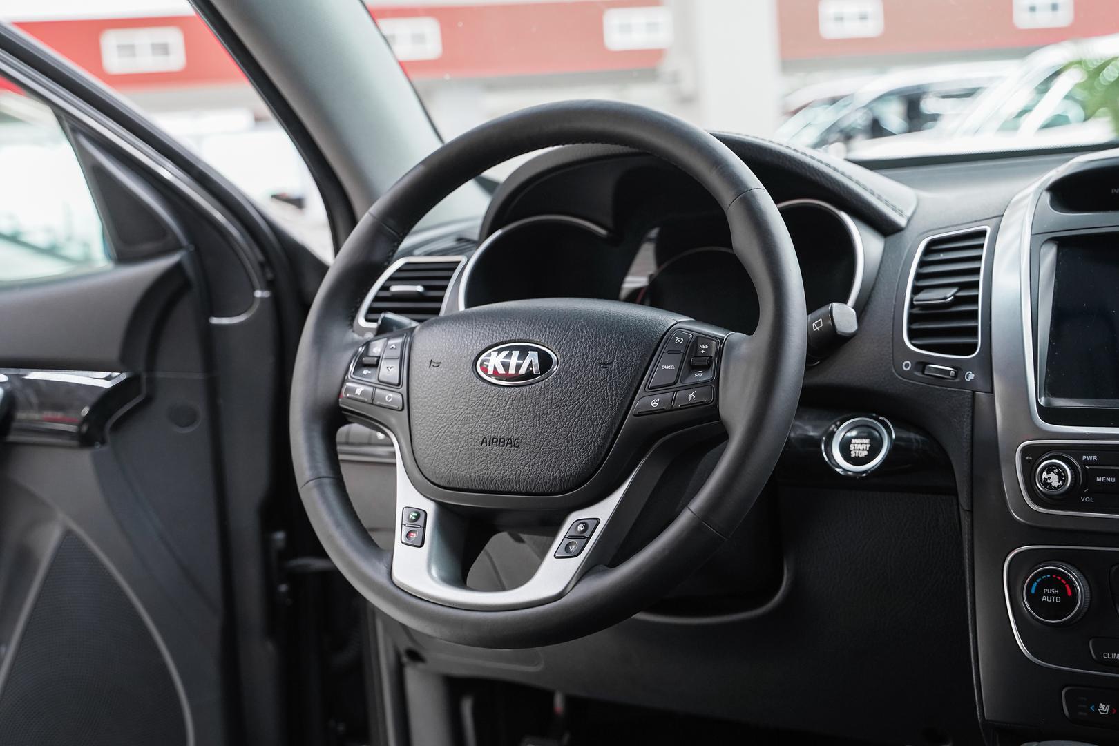 Kia Sorento 2014, серый, ДЦ Орехово