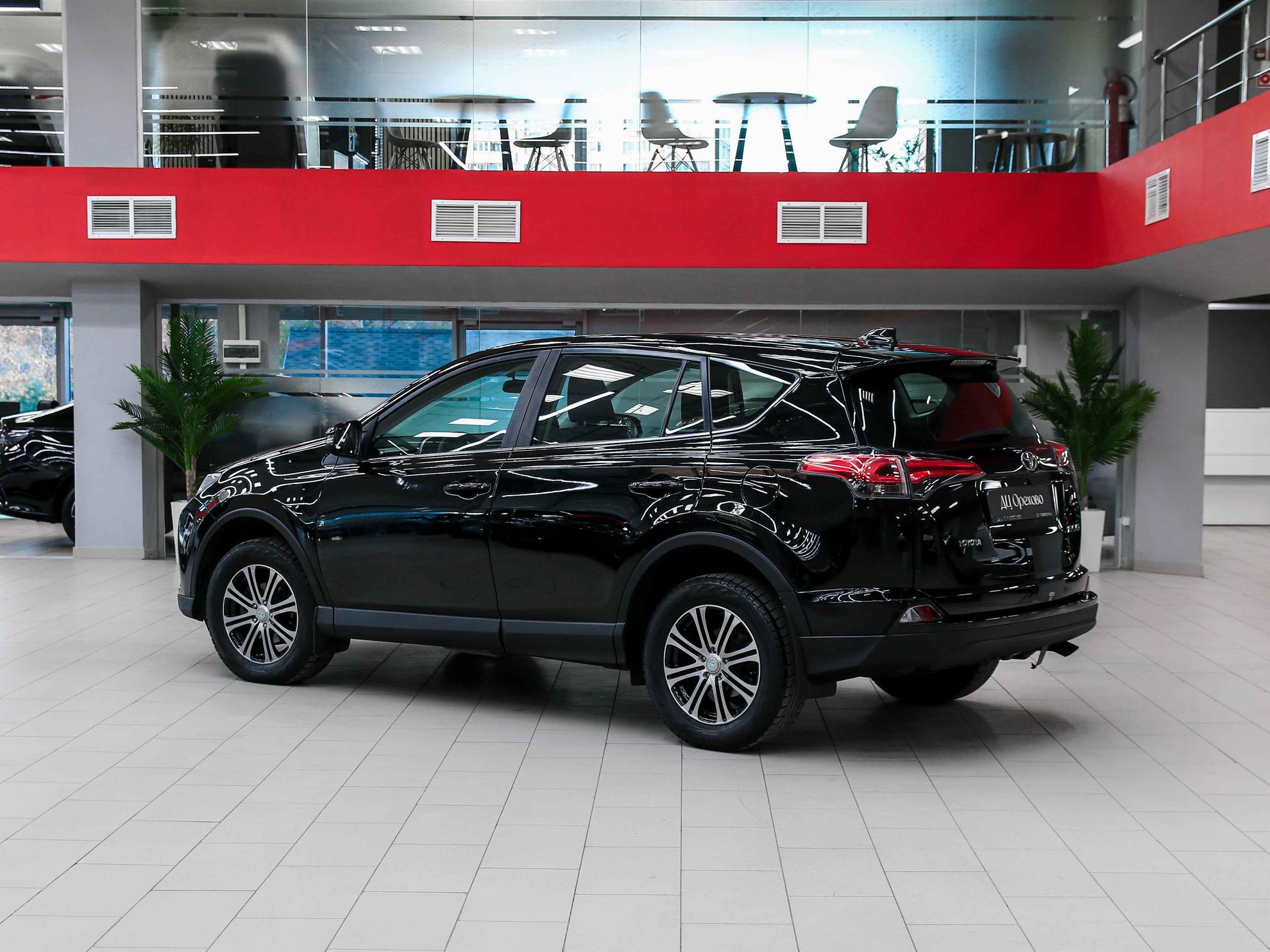 Toyota RAV4 2017, черный, ДЦ Орехово