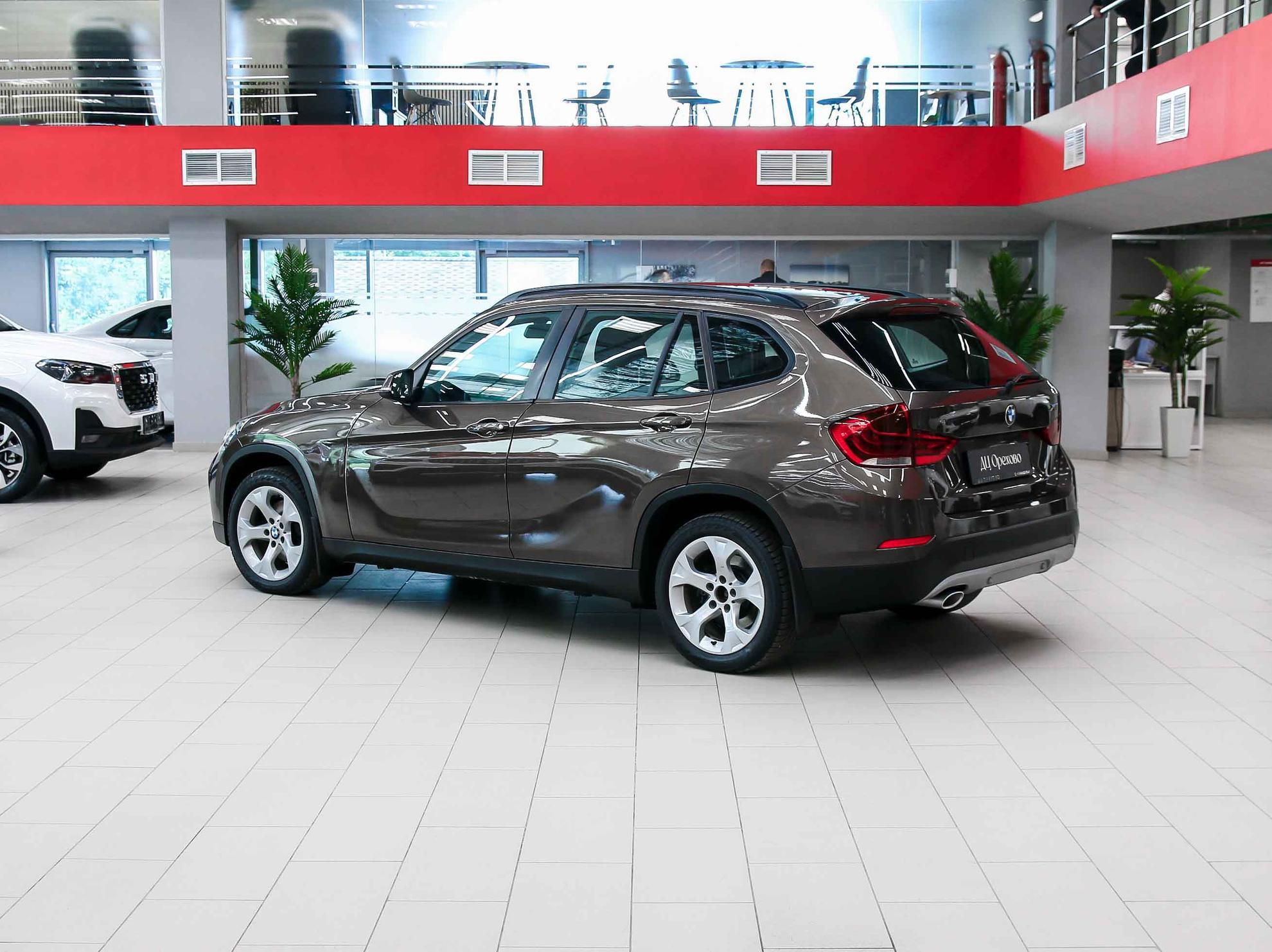 BMW X1 2013, коричневый, ДЦ Орехово