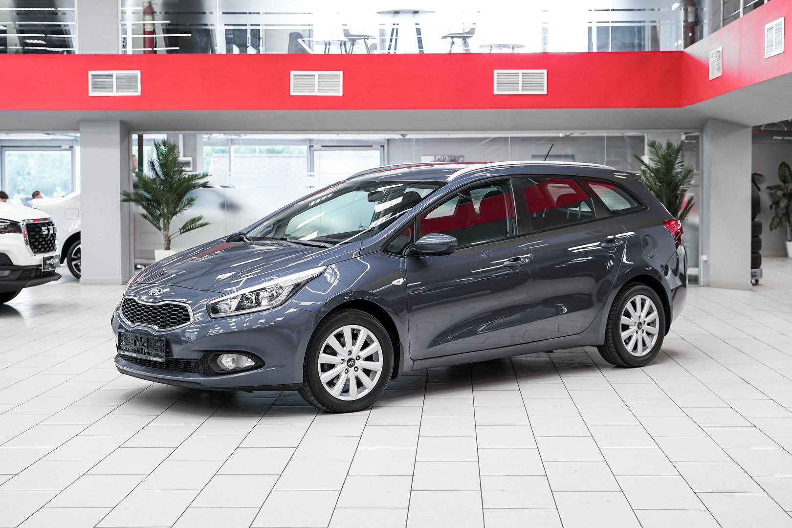 Kia Ceed 2013, синий, ДЦ Орехово