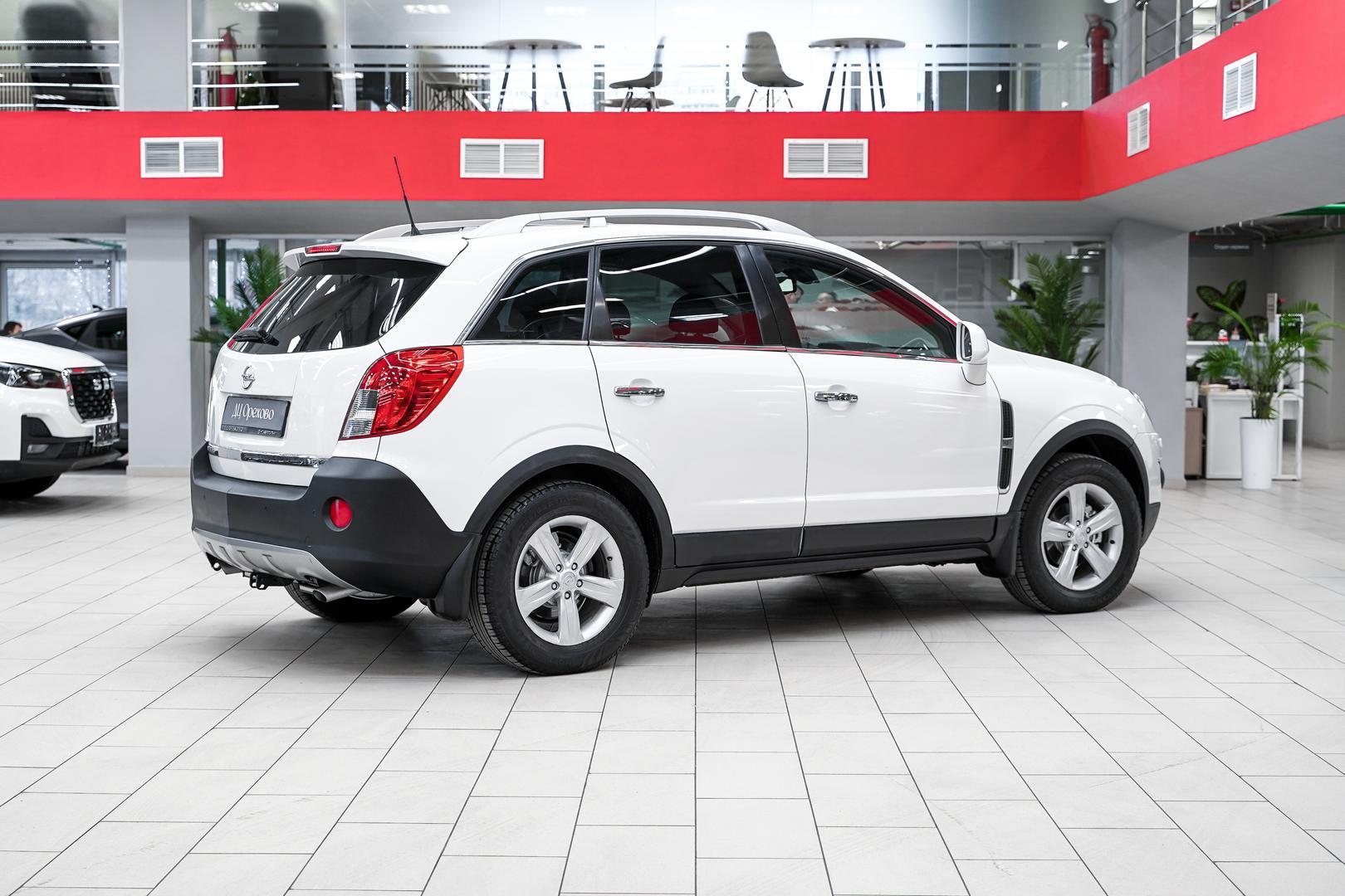 Opel Antara 2012, белый, ДЦ Орехово