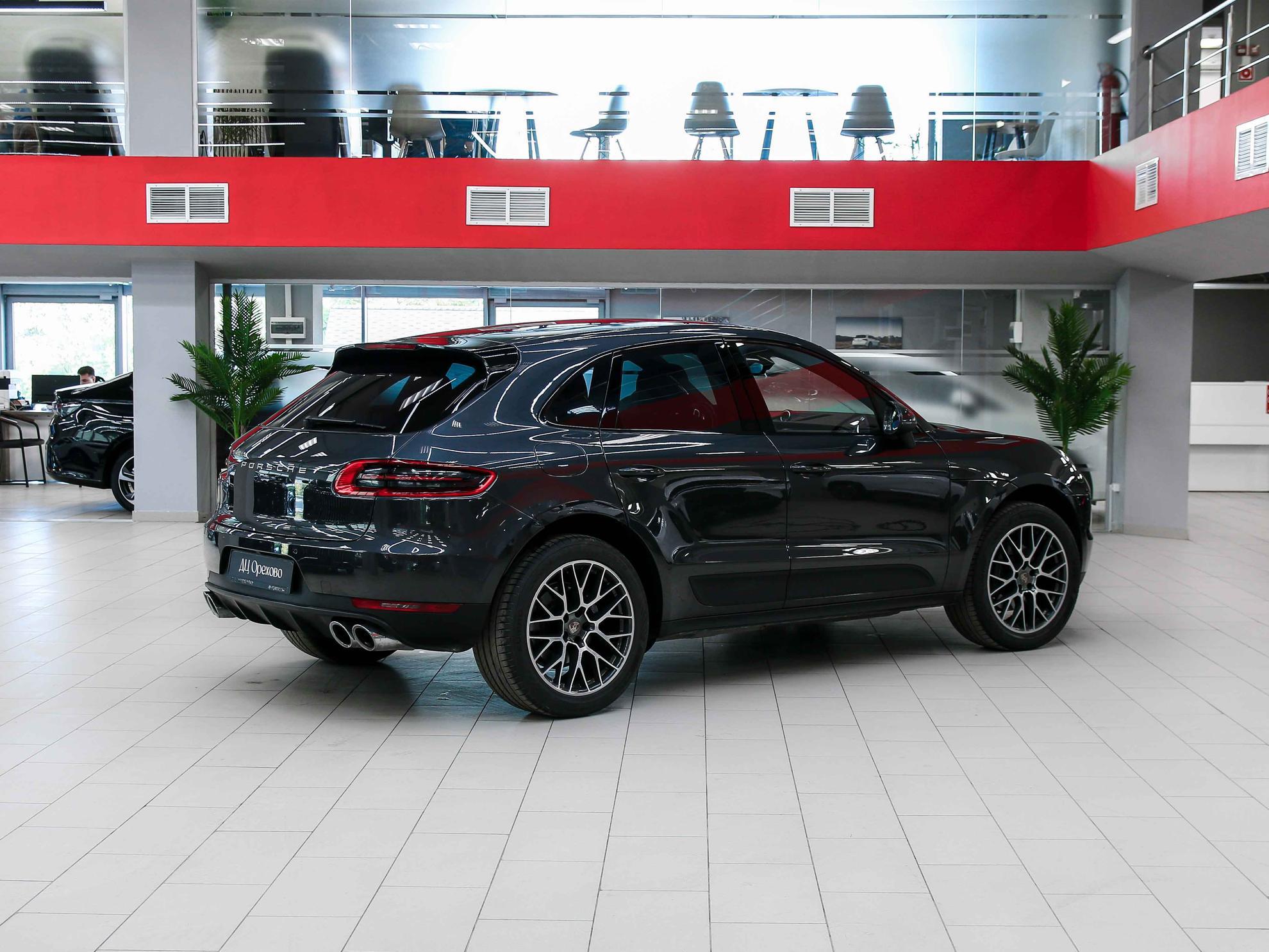 Porsche Macan 2017, серый, ДЦ Орехово