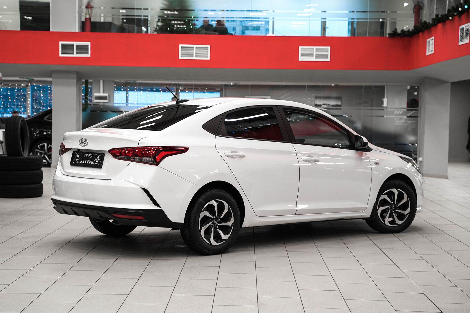 Hyundai Solaris 2021, белый, ДЦ Орехово