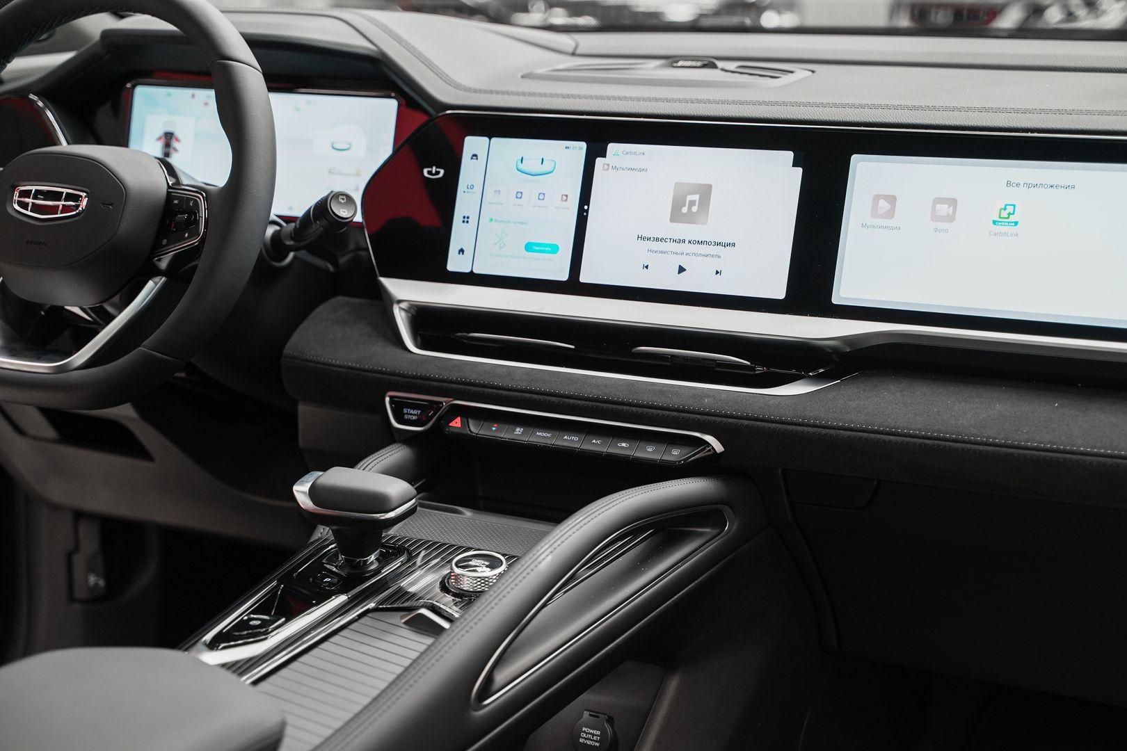 Geely Monjaro 2024, серый, ДЦ Орехово