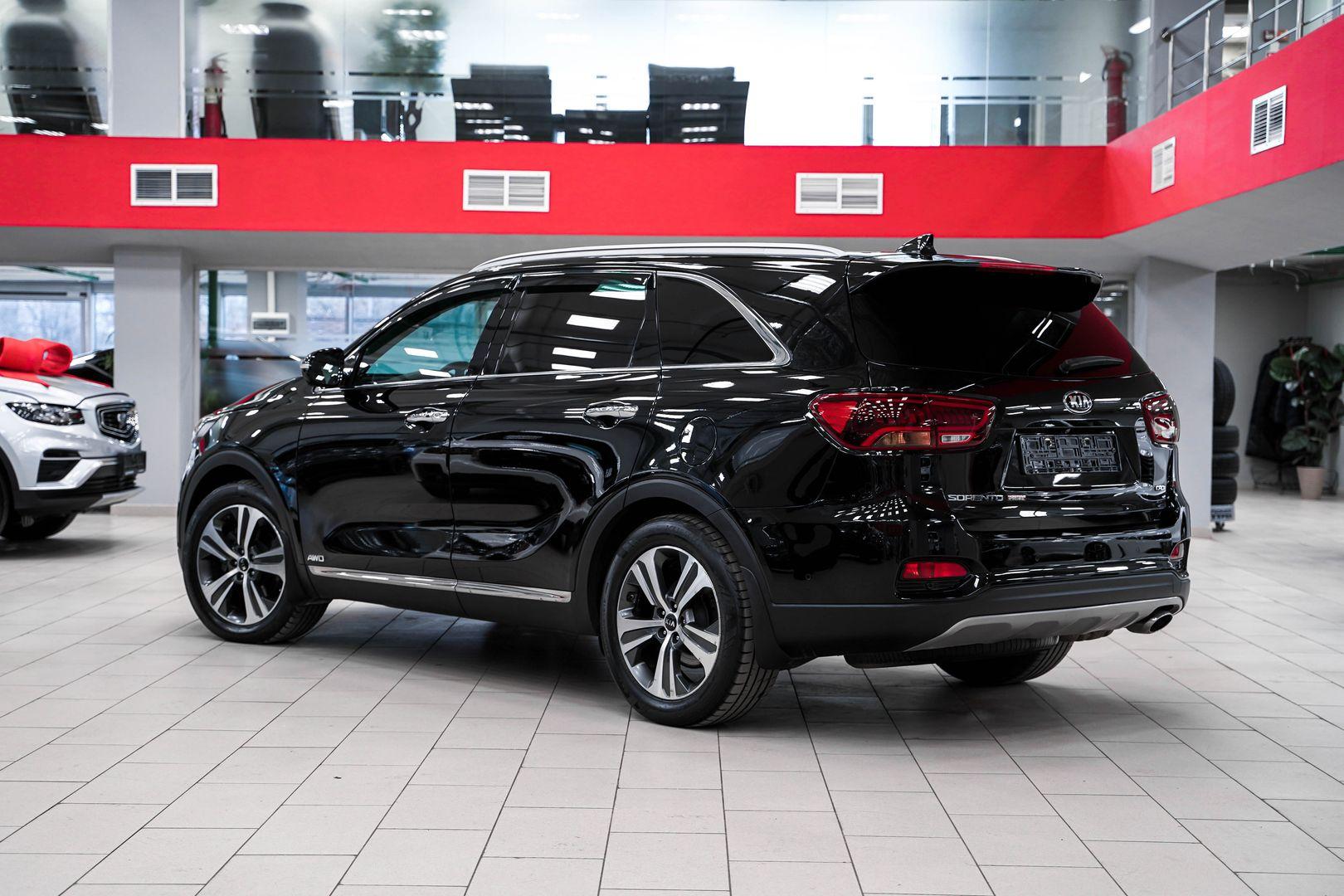 Kia Sorento 2018, черный, ДЦ Орехово