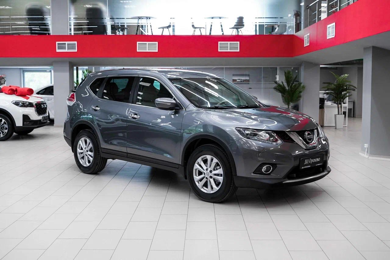 Nissan X-Trail 2016, серый, ДЦ Орехово