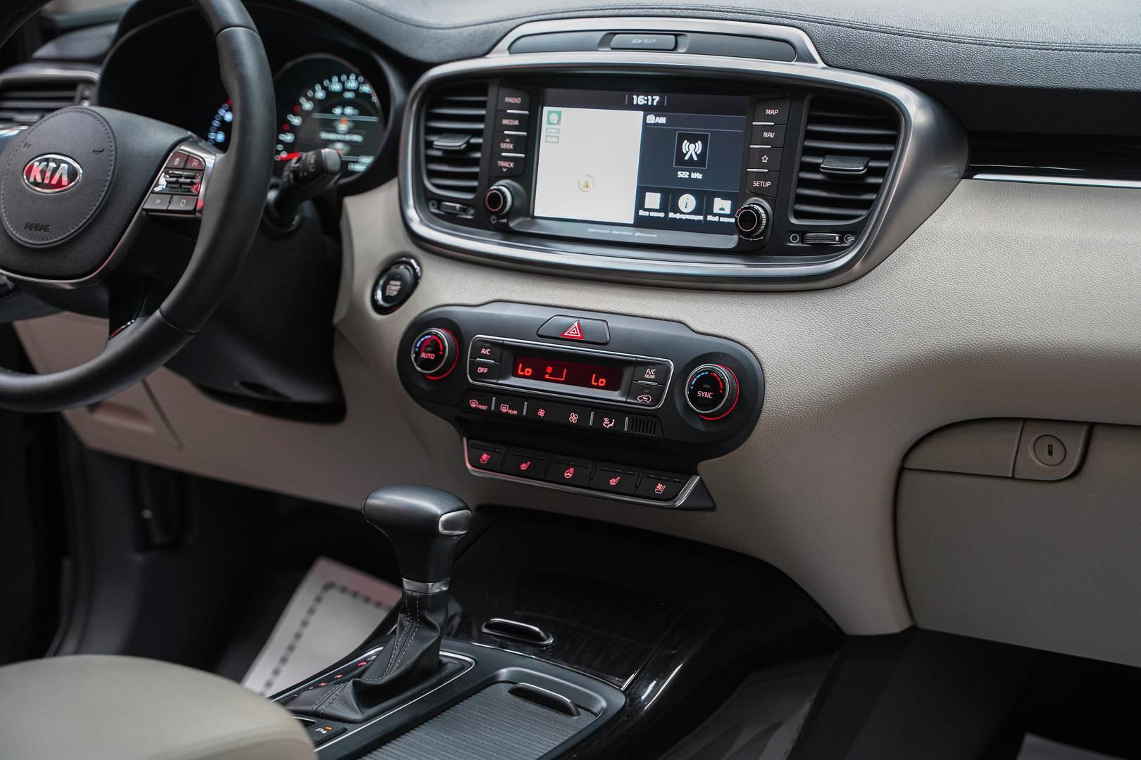 Kia Sorento 2018, серый, ДЦ Орехово