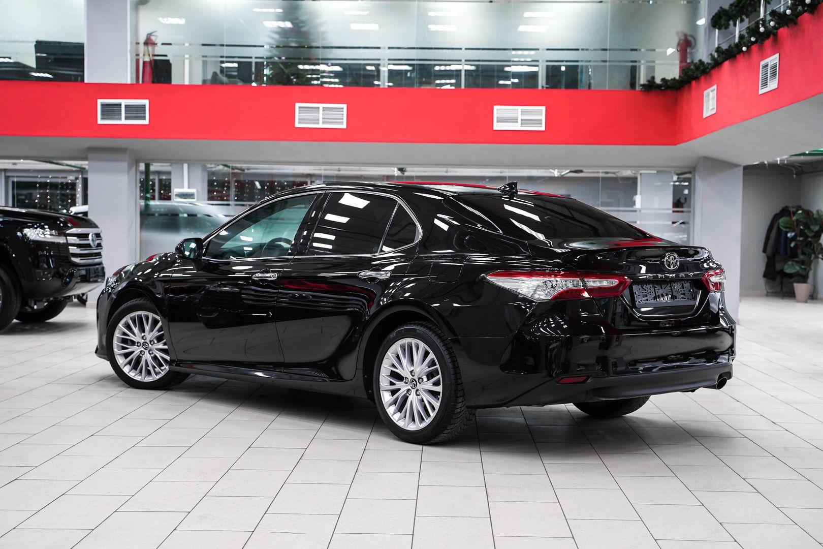 Toyota Camry 2019, черный, ДЦ Орехово