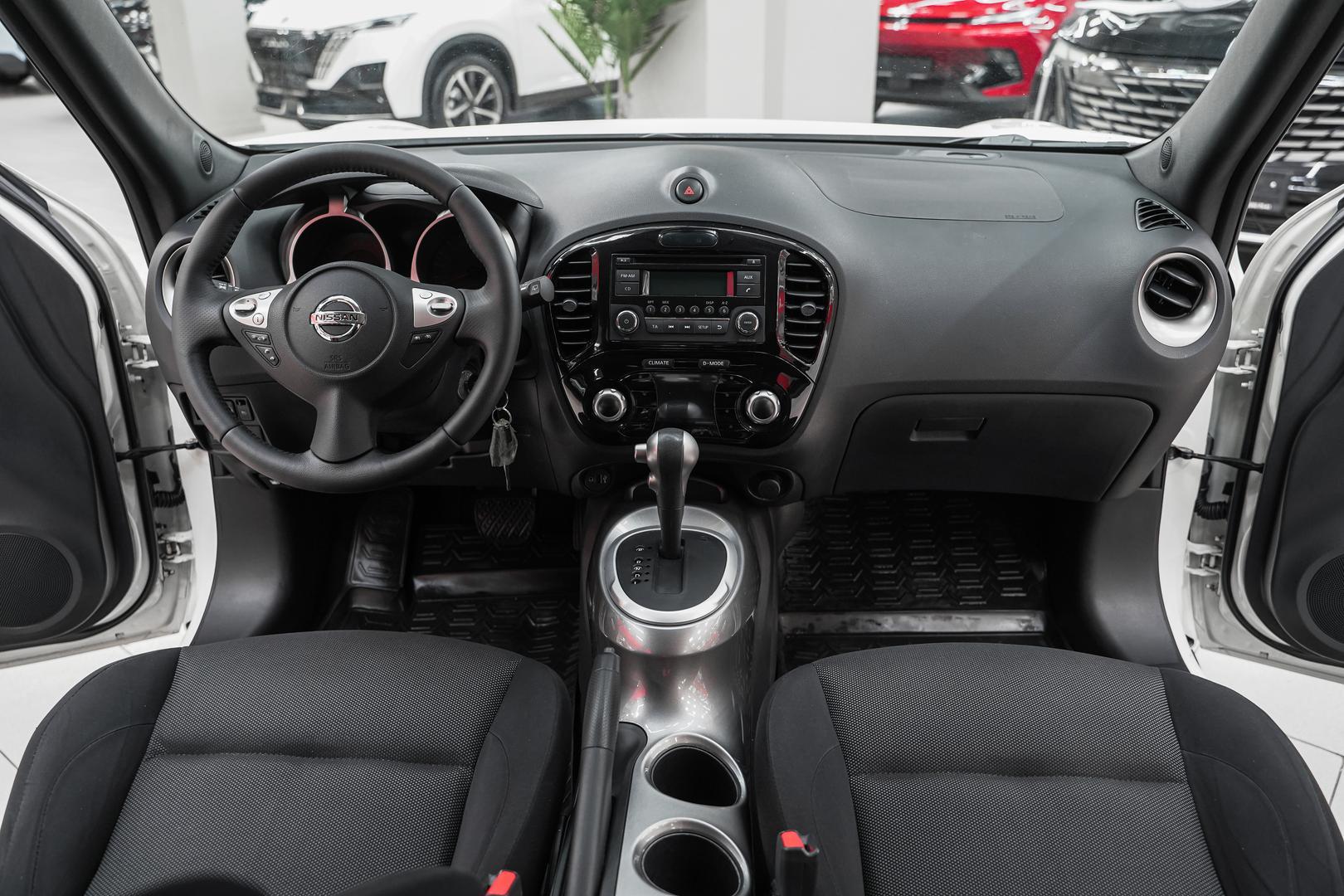 Nissan Juke 2013, белый, ДЦ Орехово