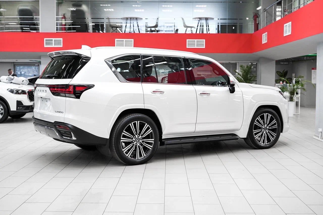 Lexus LX 2025, белый, ДЦ Орехово