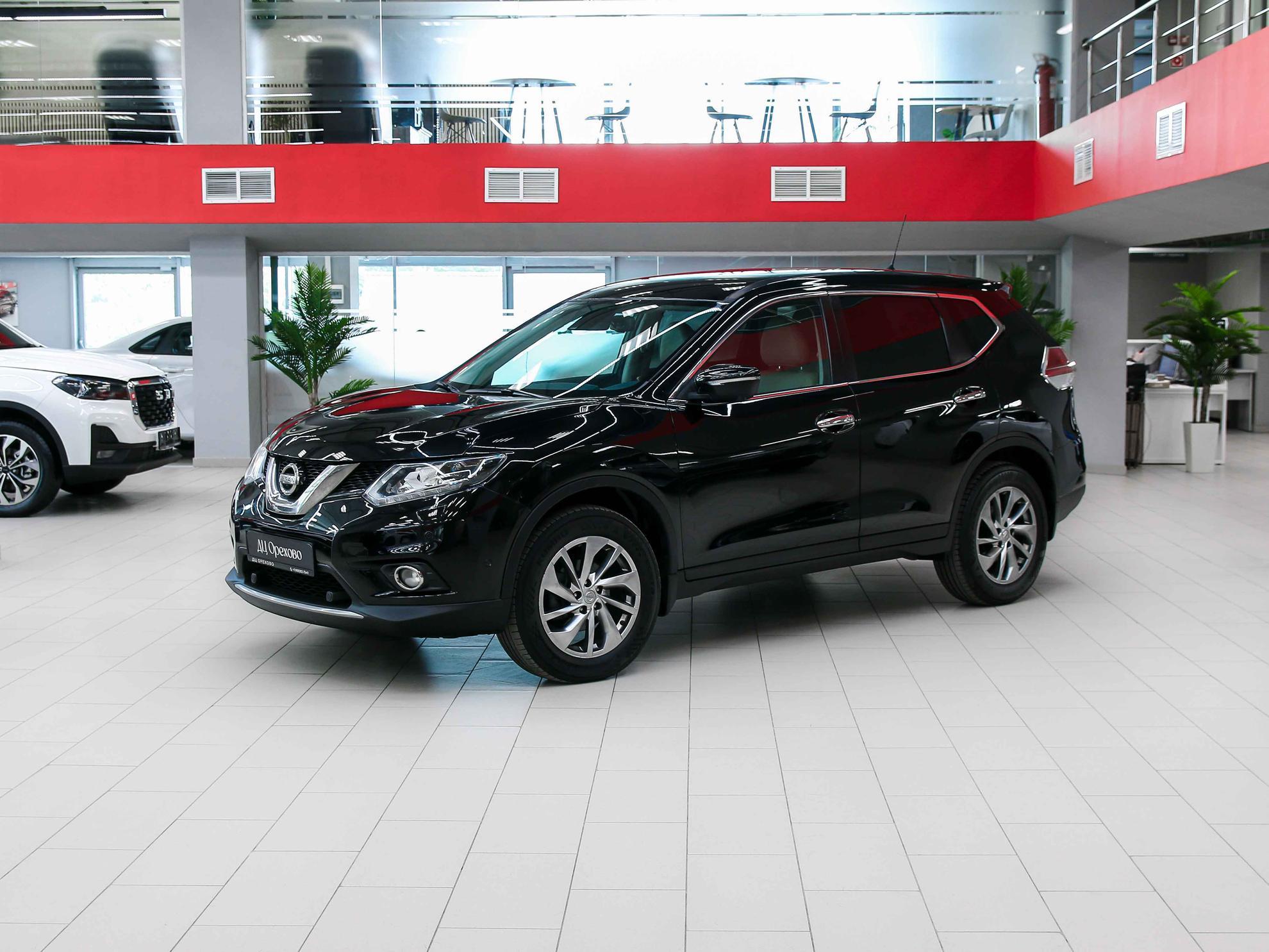 Nissan X-Trail 2016, черный, ДЦ Орехово