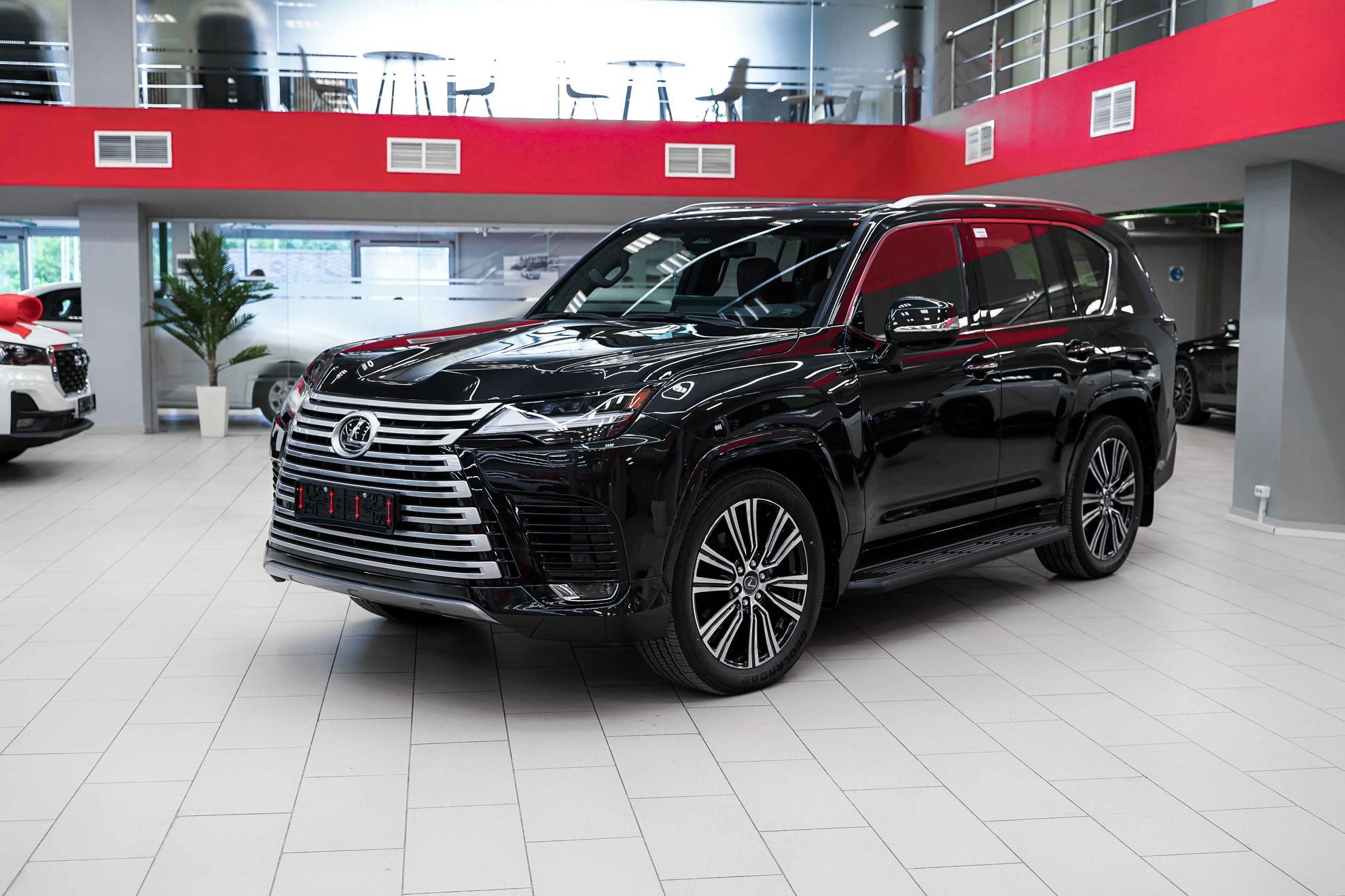 Lexus LX 2026, черный, ДЦ Орехово