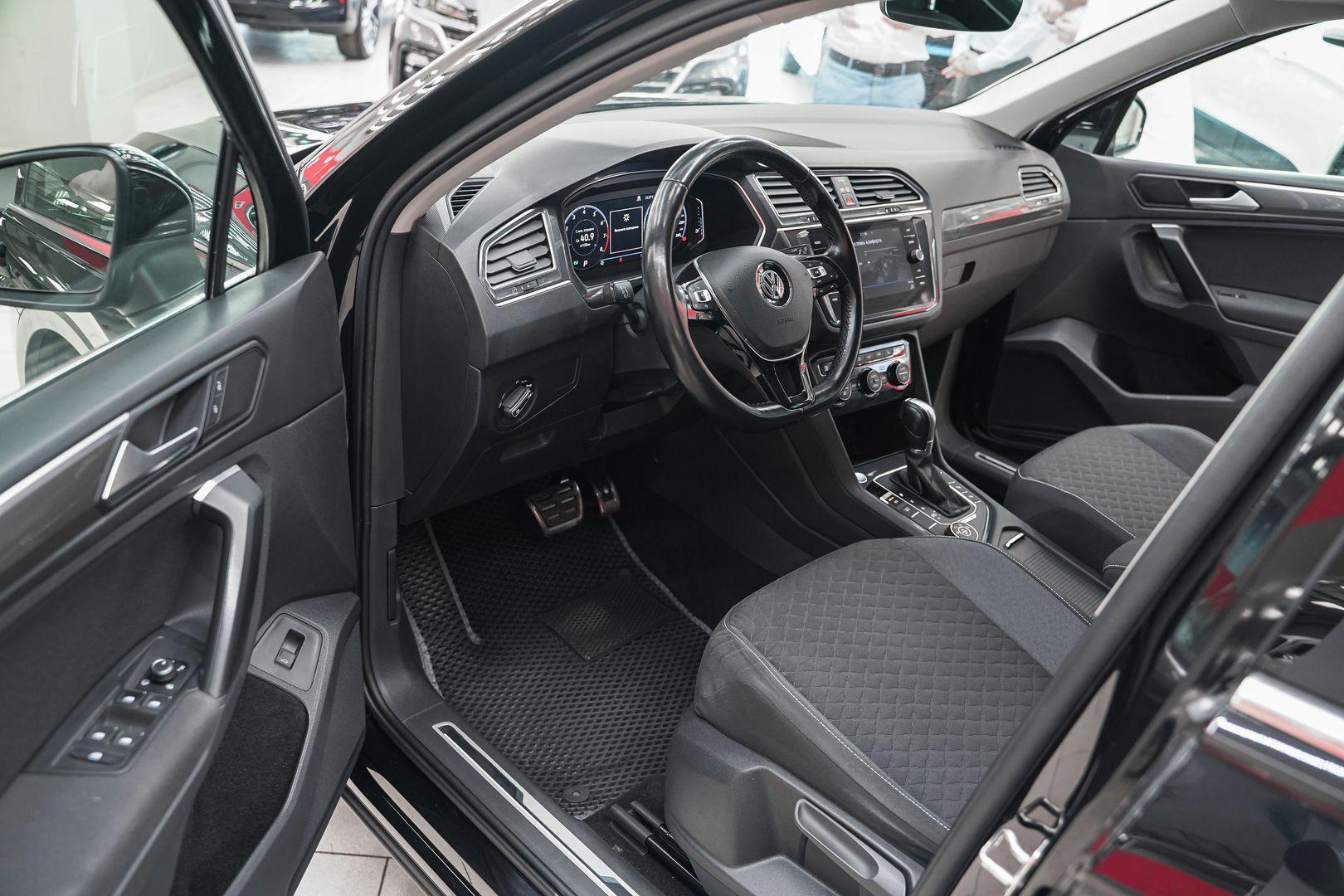 Volkswagen Tiguan 2019, черный, ДЦ Орехово