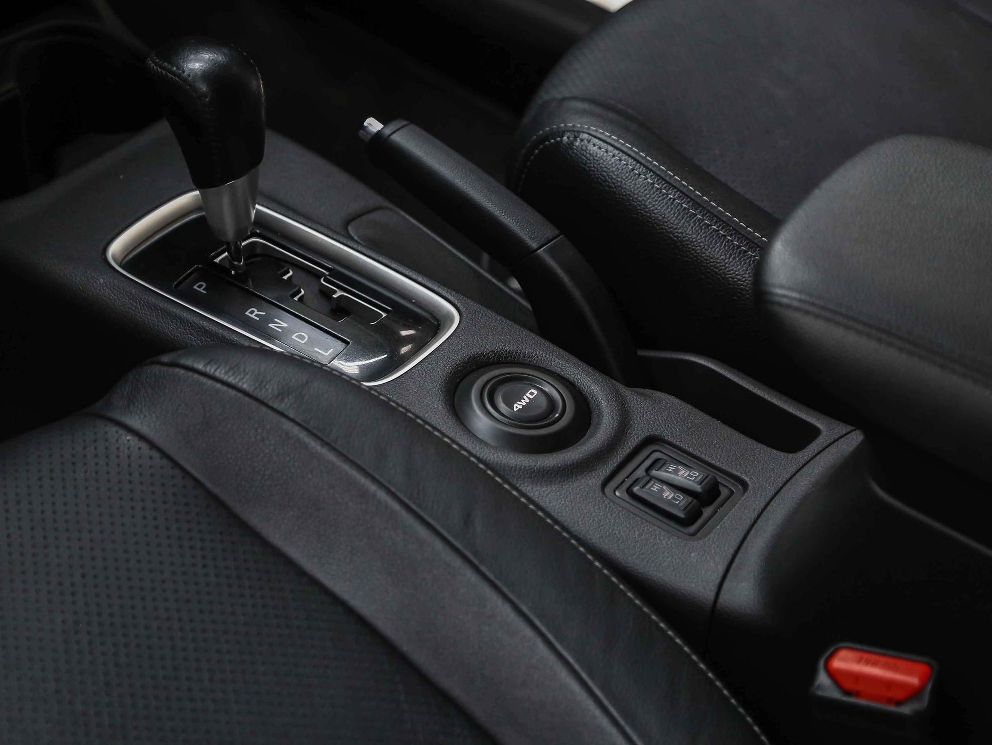 Mitsubishi Outlander 2013, черный, ДЦ Орехово