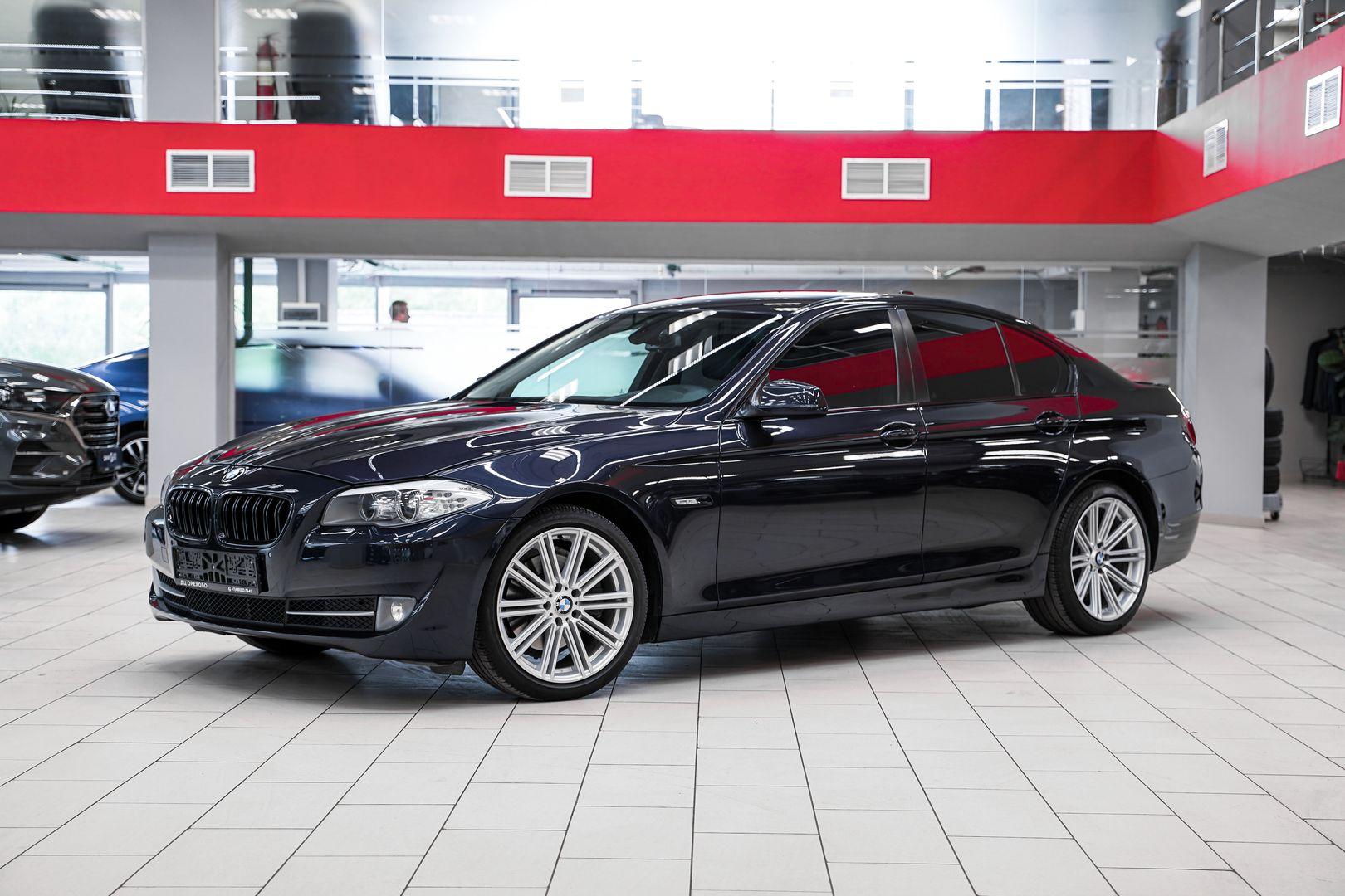 BMW 5 серии 2012, синий, ДЦ Орехово