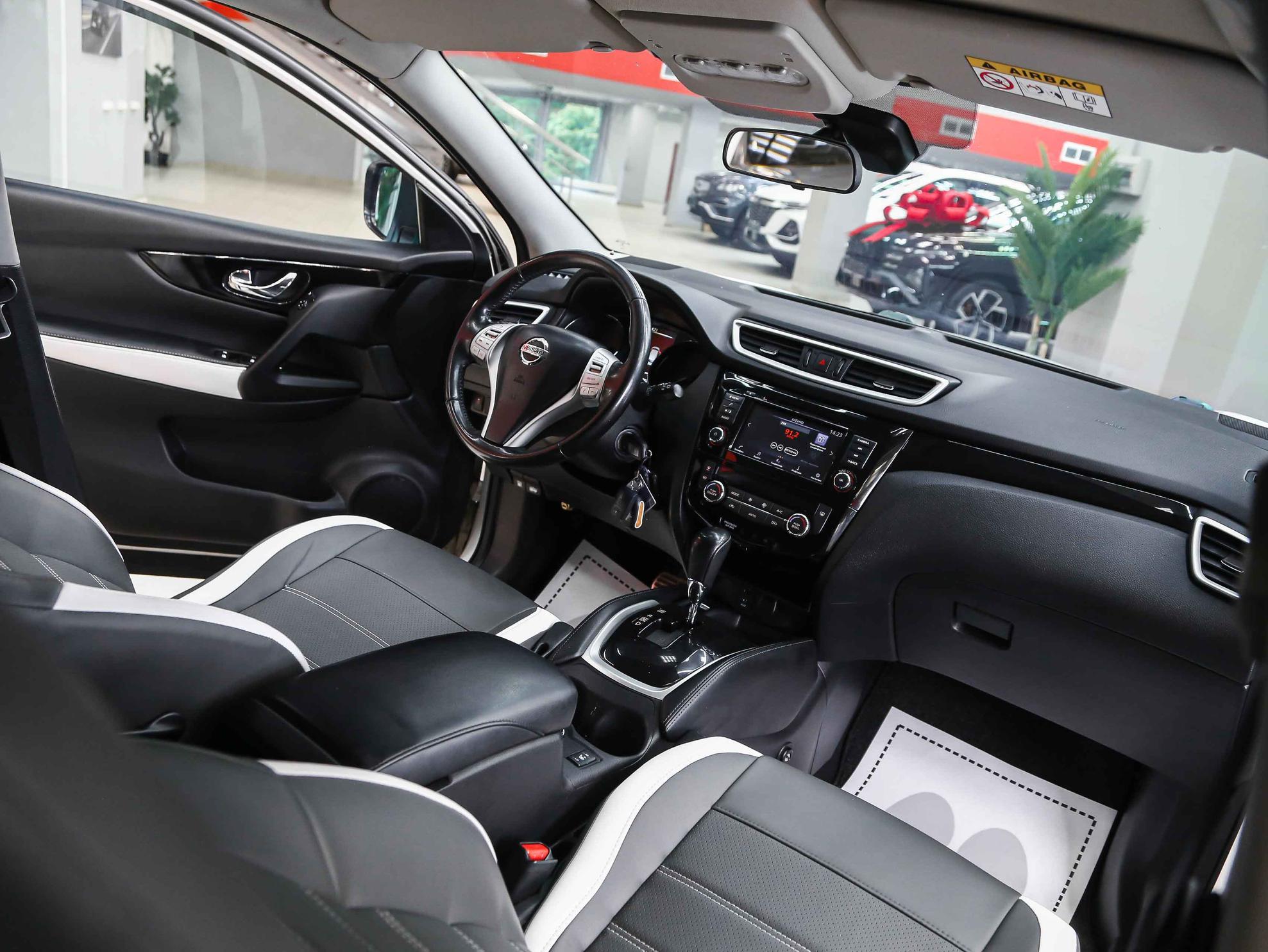 Nissan Qashqai 2016, белый, ДЦ Орехово