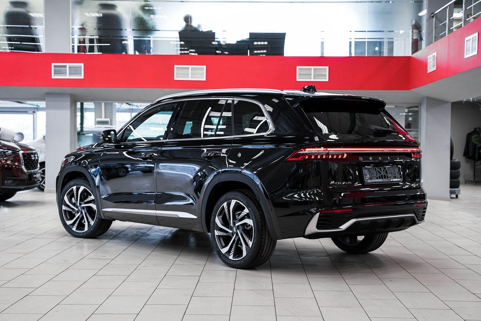 Geely Monjaro 2024, серый, ДЦ Орехово