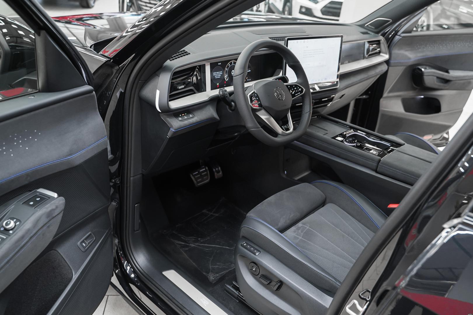 Volkswagen Teramont 2025, черный, ДЦ Орехово