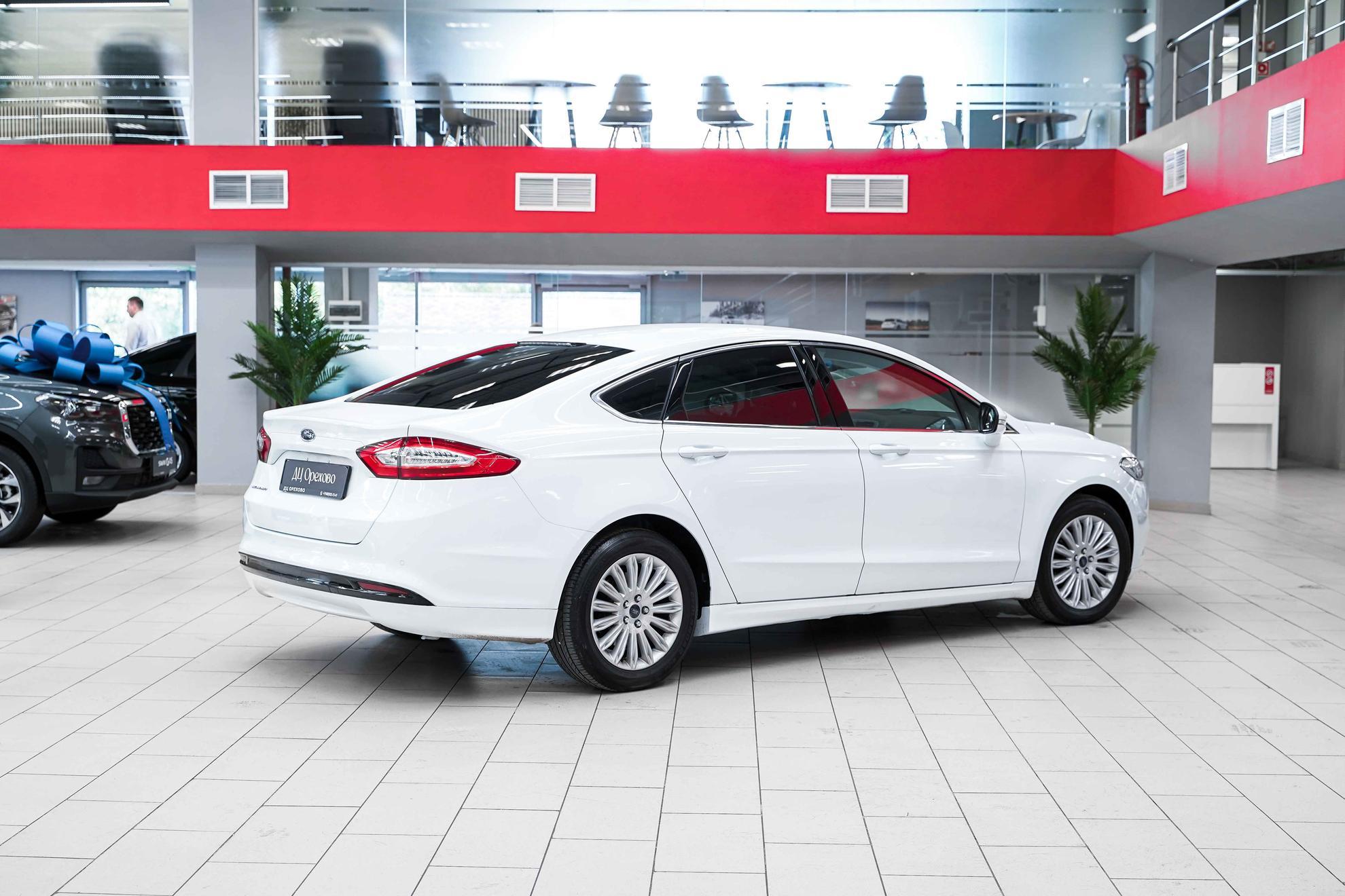 Ford Mondeo 2015, белый, ДЦ Орехово