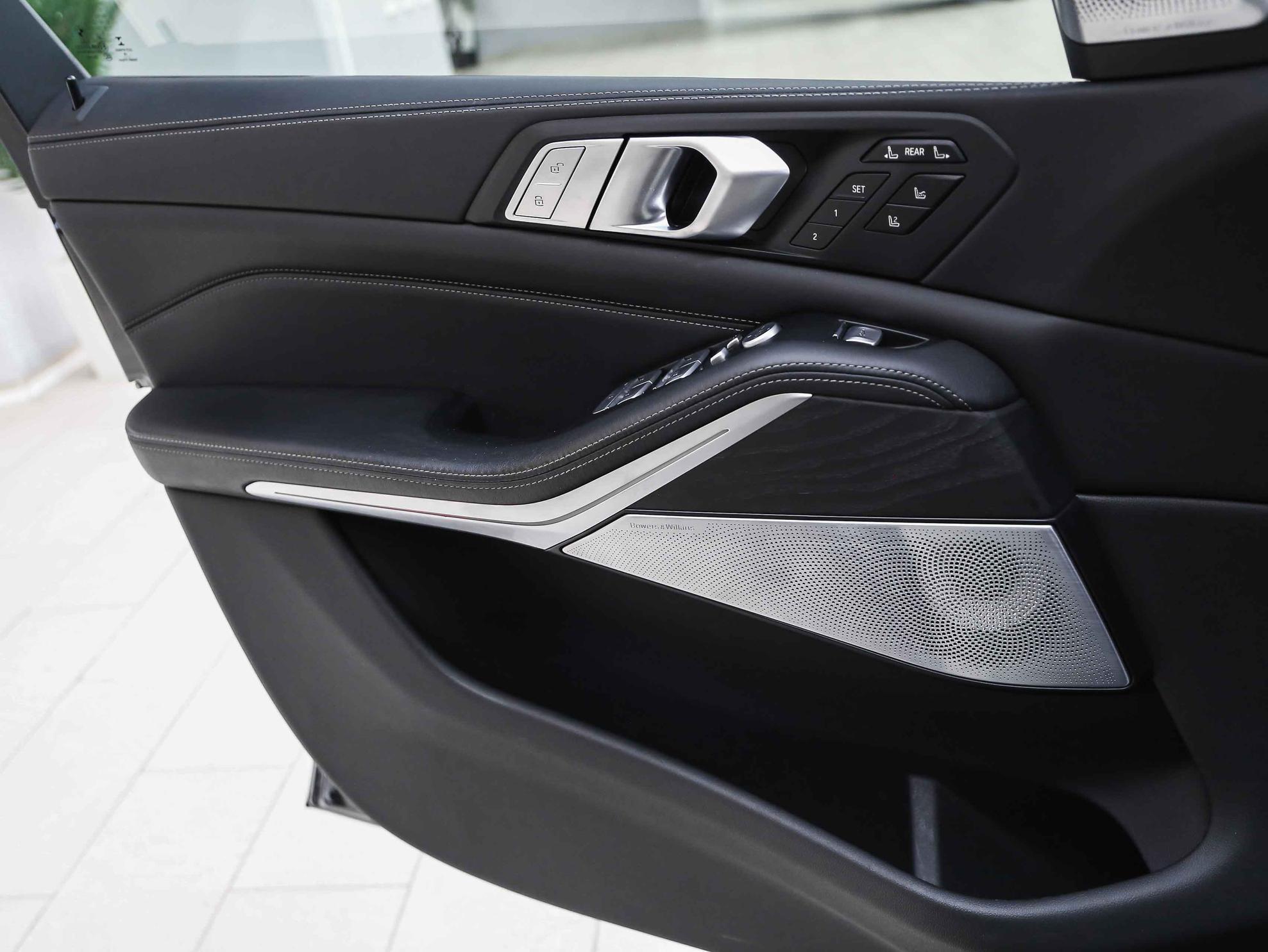 BMW X7 2020, черный, ДЦ Орехово